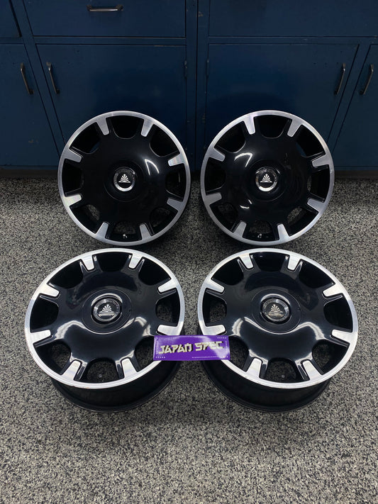 Auto Couture Blue Label Crescent 18''