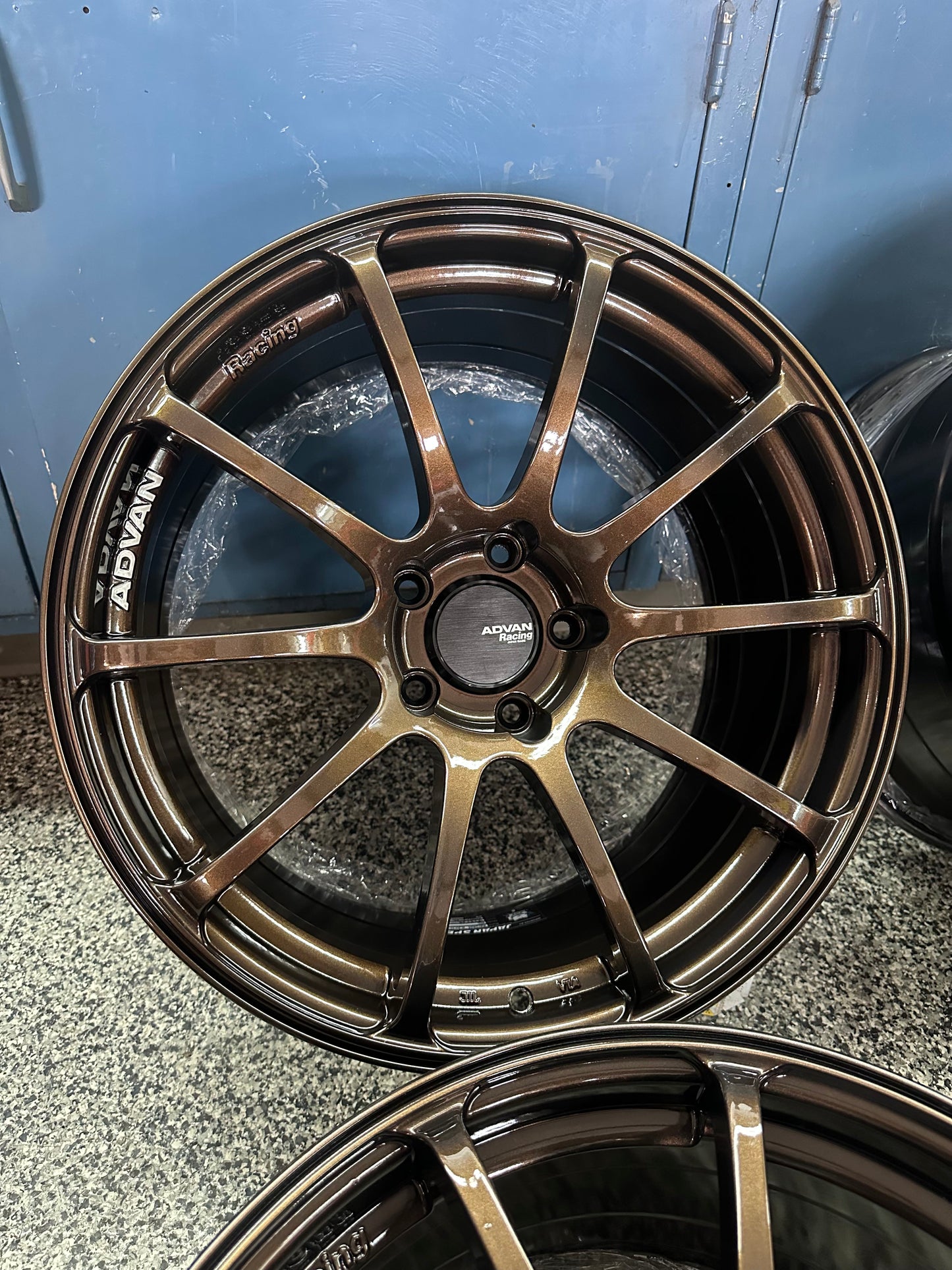 Advan Racing RS 18''