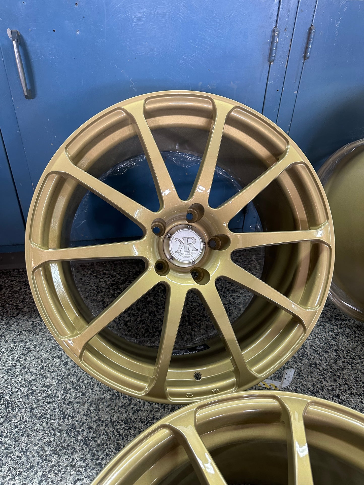 Yokohama Kreutzer Series X 18''