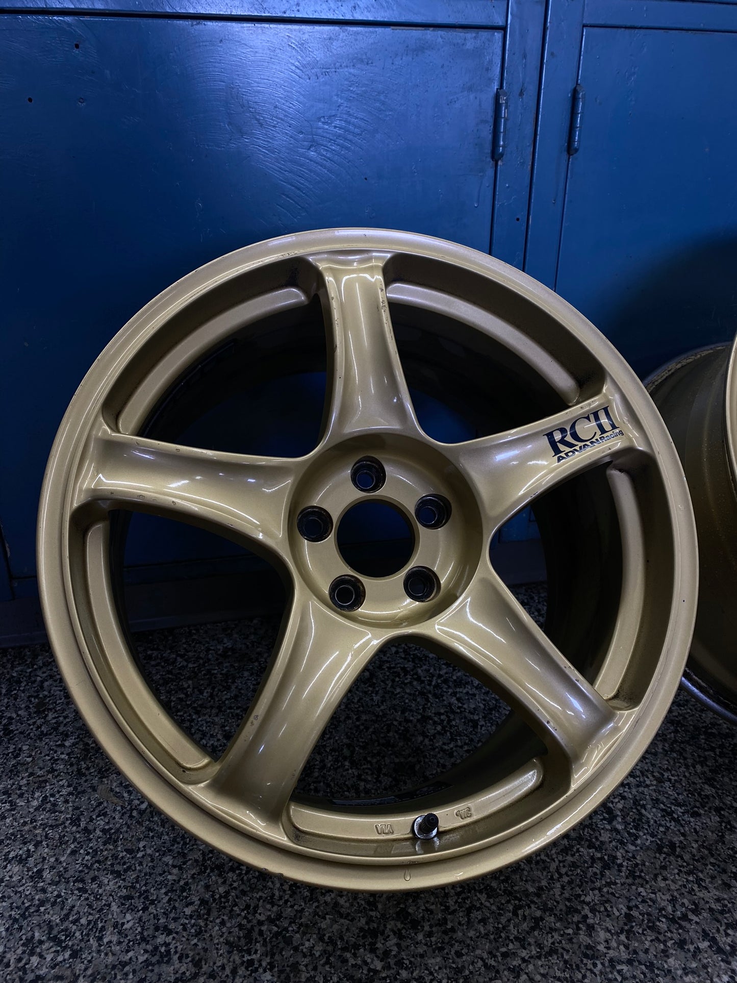 Advan Racing RCII 17''