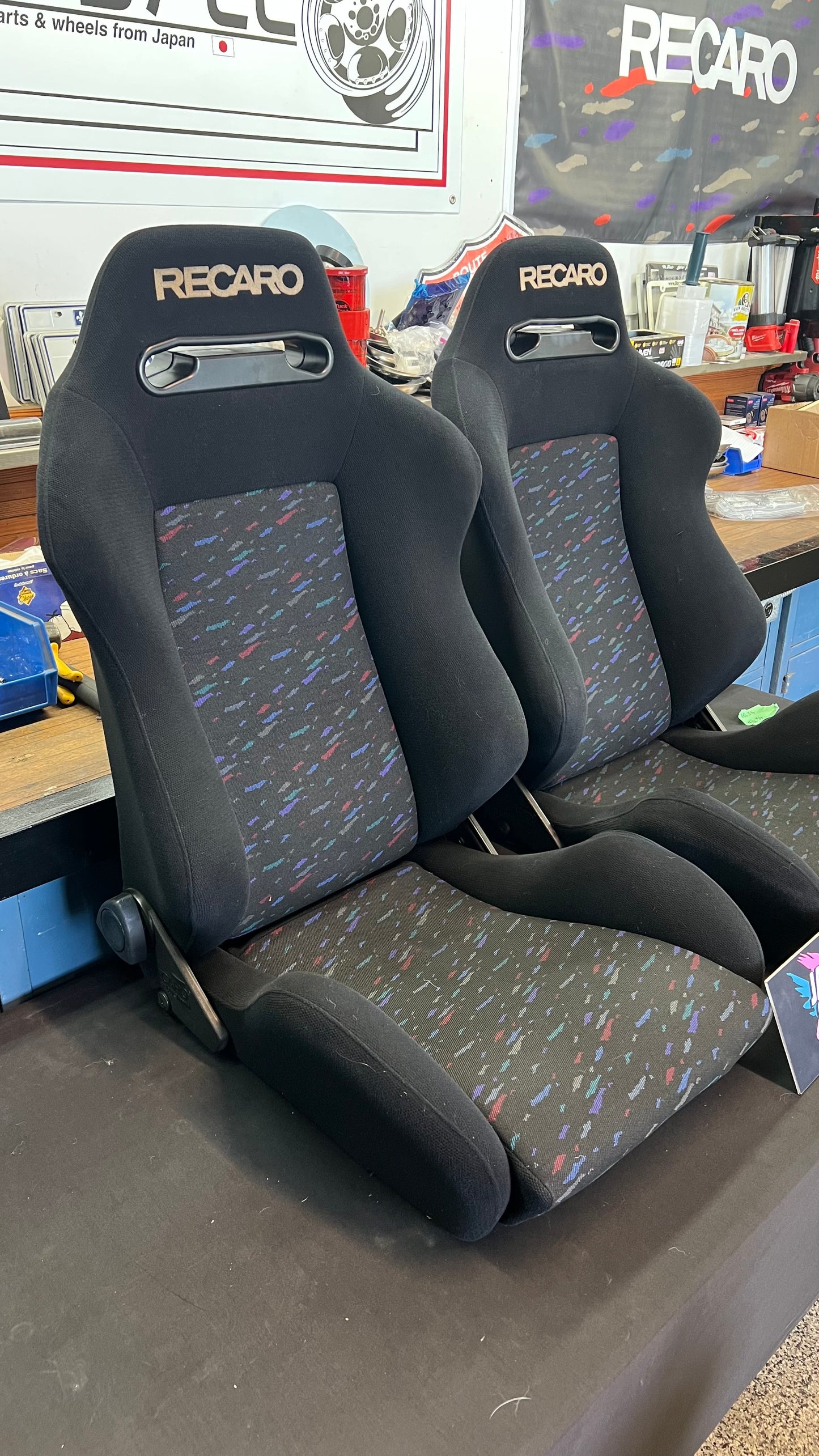 Recaro SR-3 Le Mans Confetti