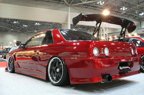 Final Konnexion First Contact body kit Nissan Skyline R32 non-GTR 2 portes