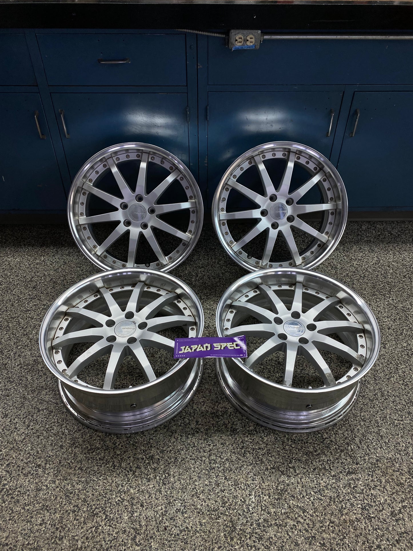 Work Gnosis GS1 19''