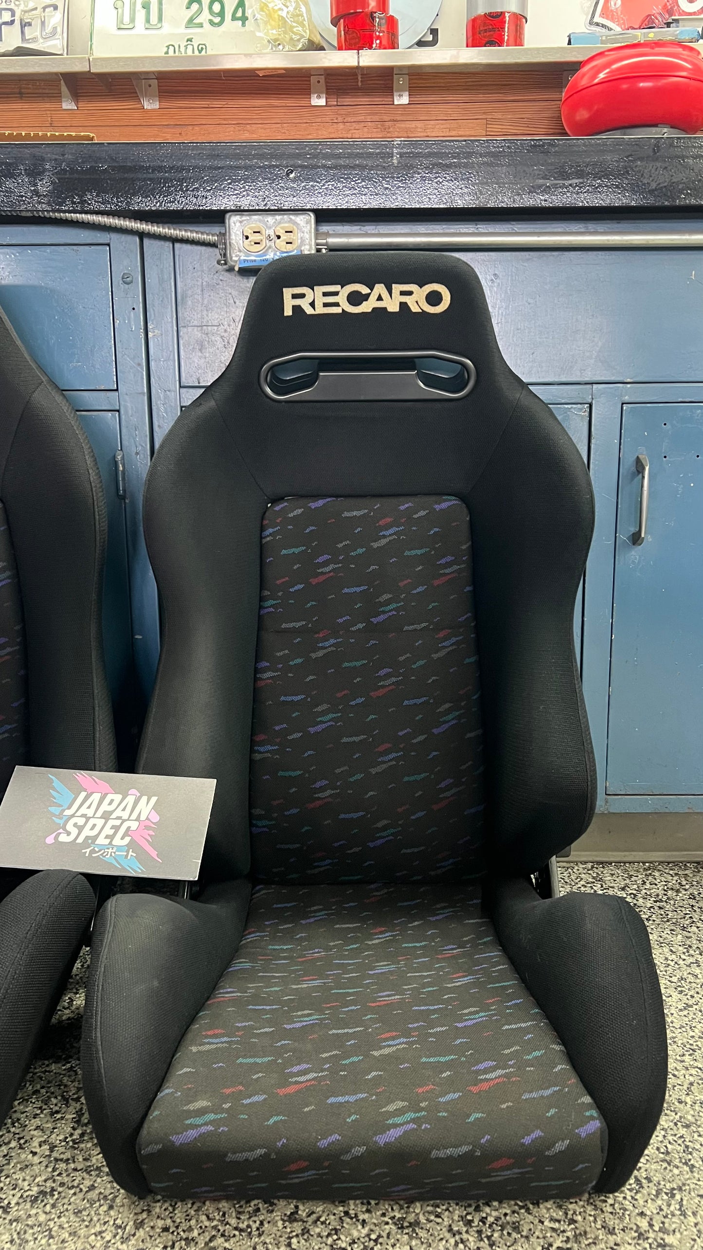 Recaro SR-3 Le Mans Confetti