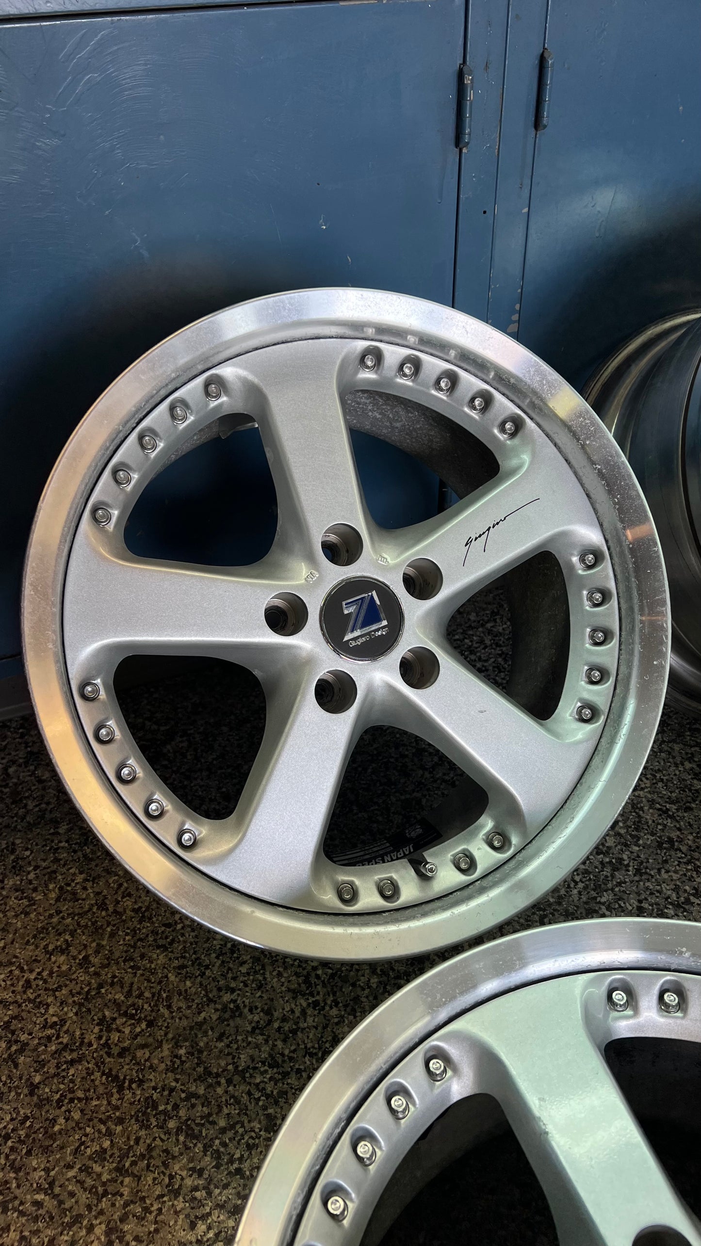 Melber Japan Giugiaro Design GG-72F 17''