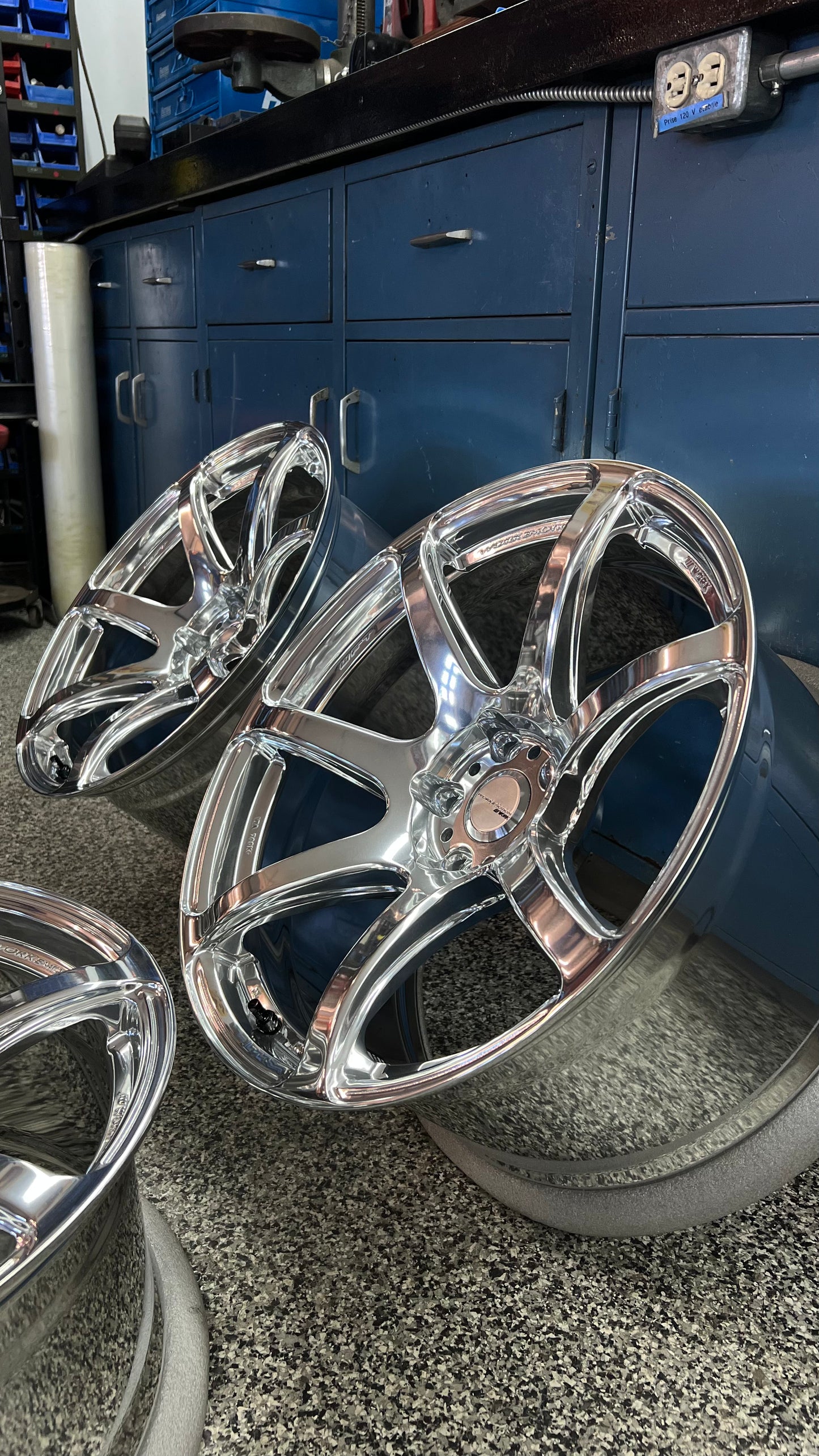 Work Emotion T7R 19''