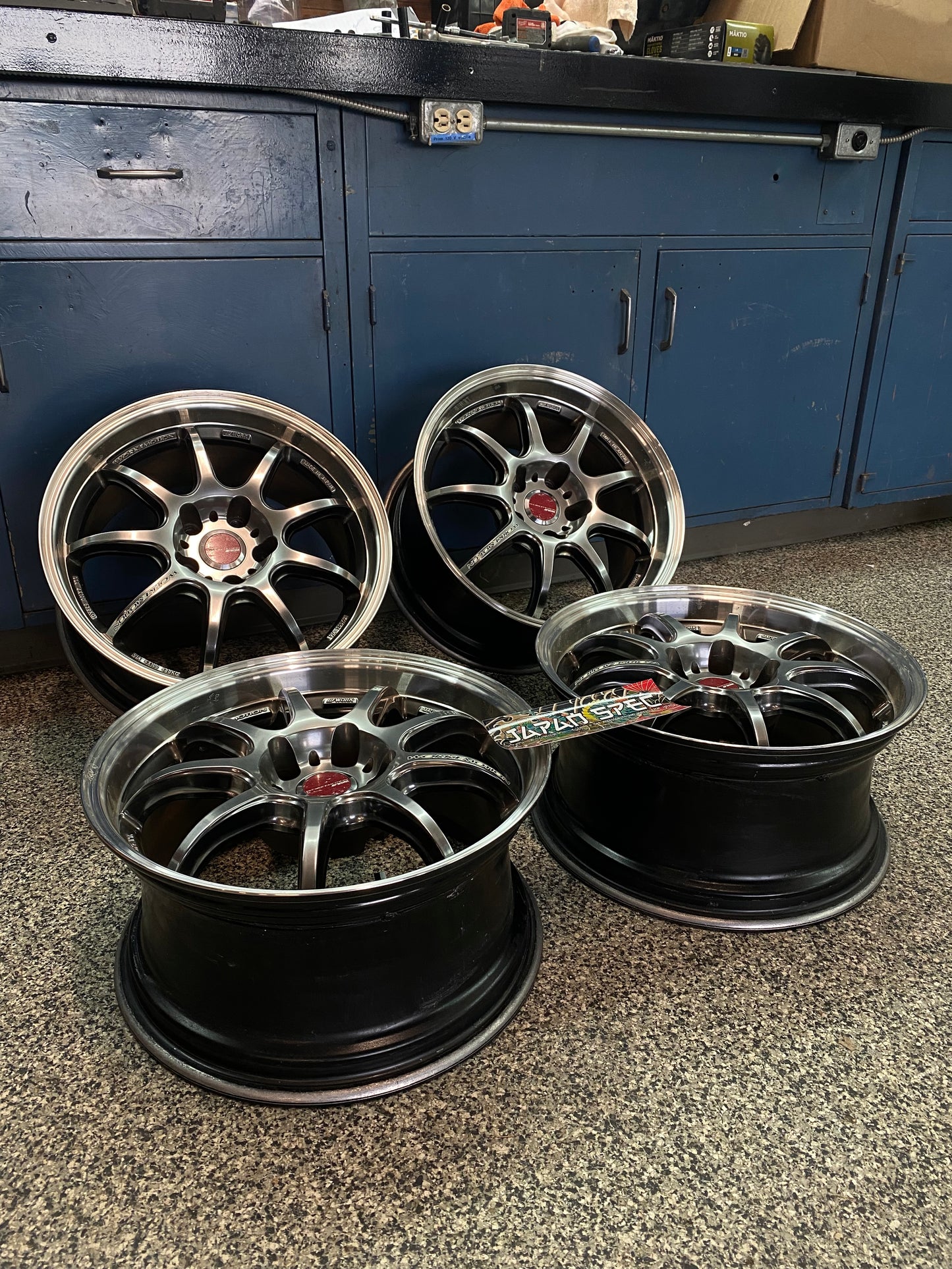 Work Emotion D9R 17''