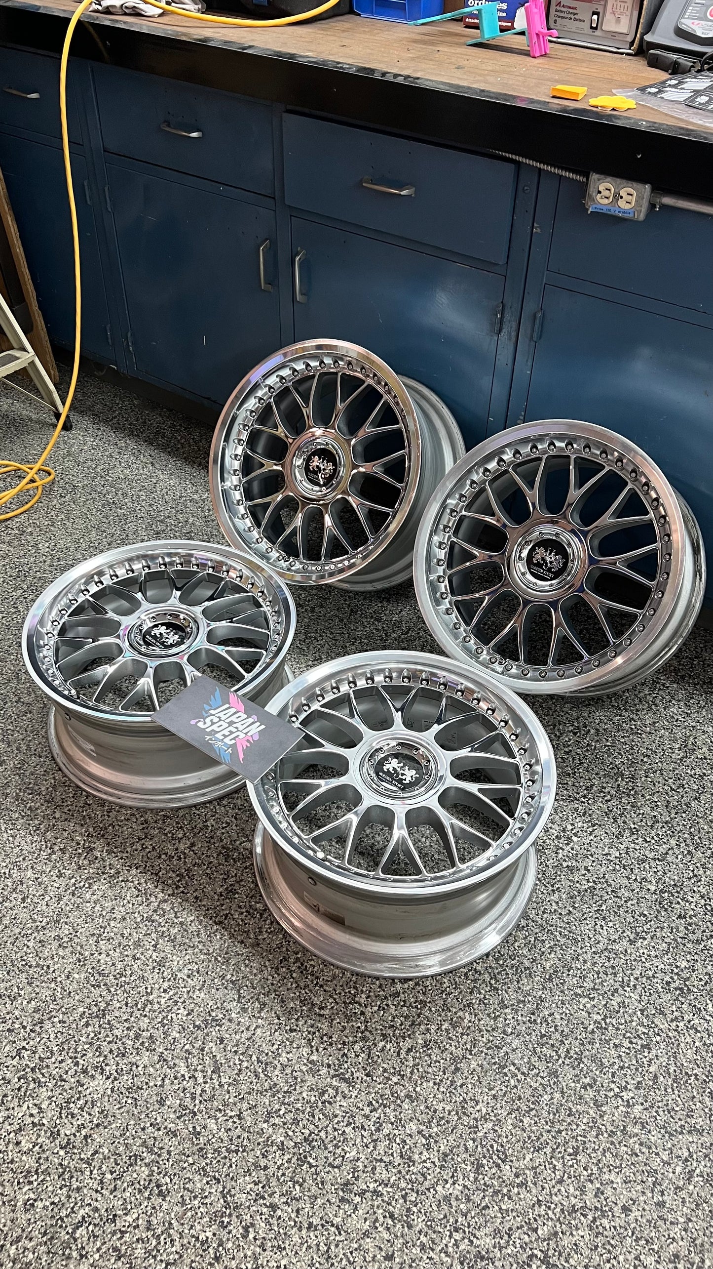 SSR Varden Sport Schwarz 18''