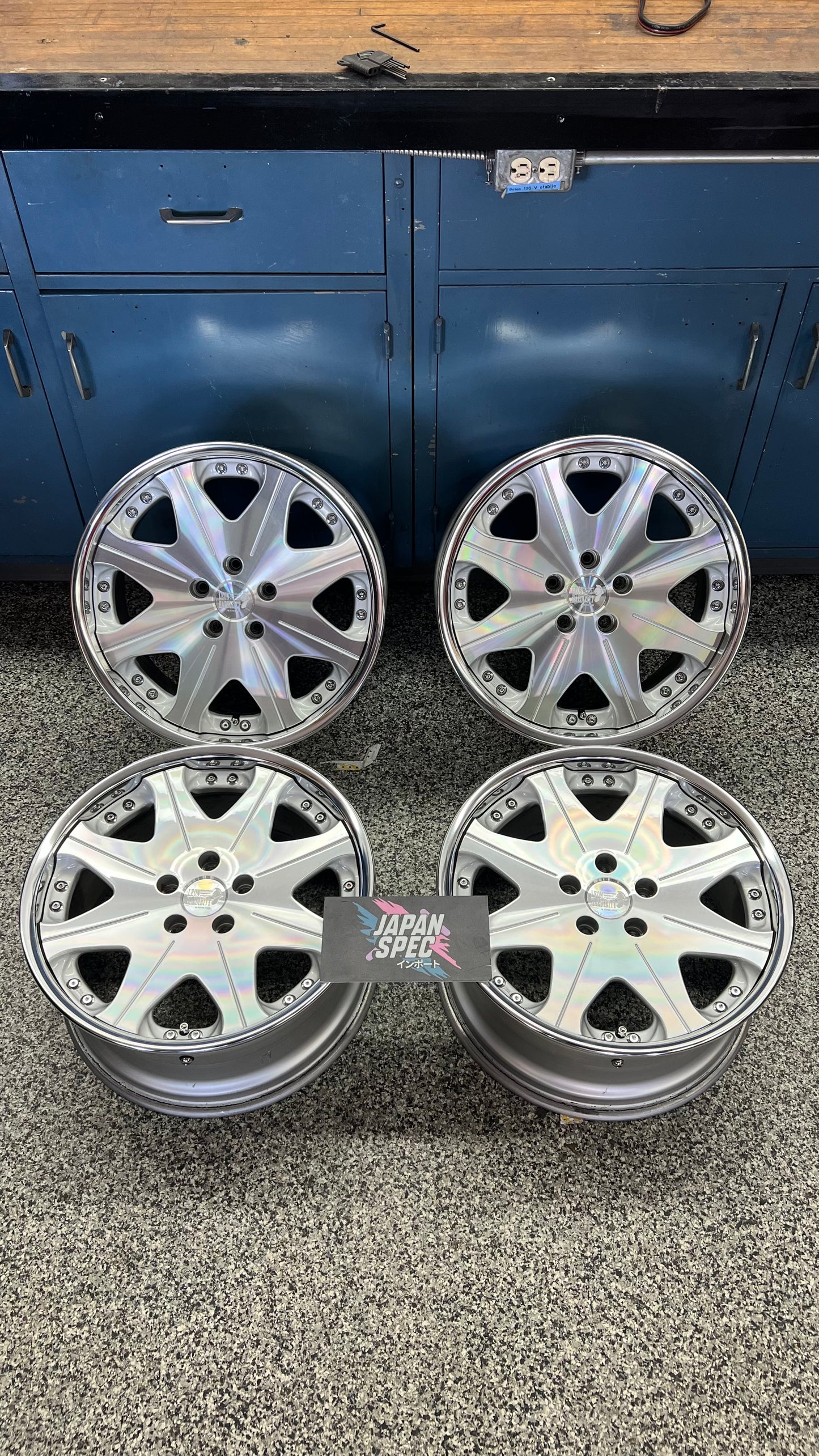 Superstar Leon Hardiritt Waffe 18''