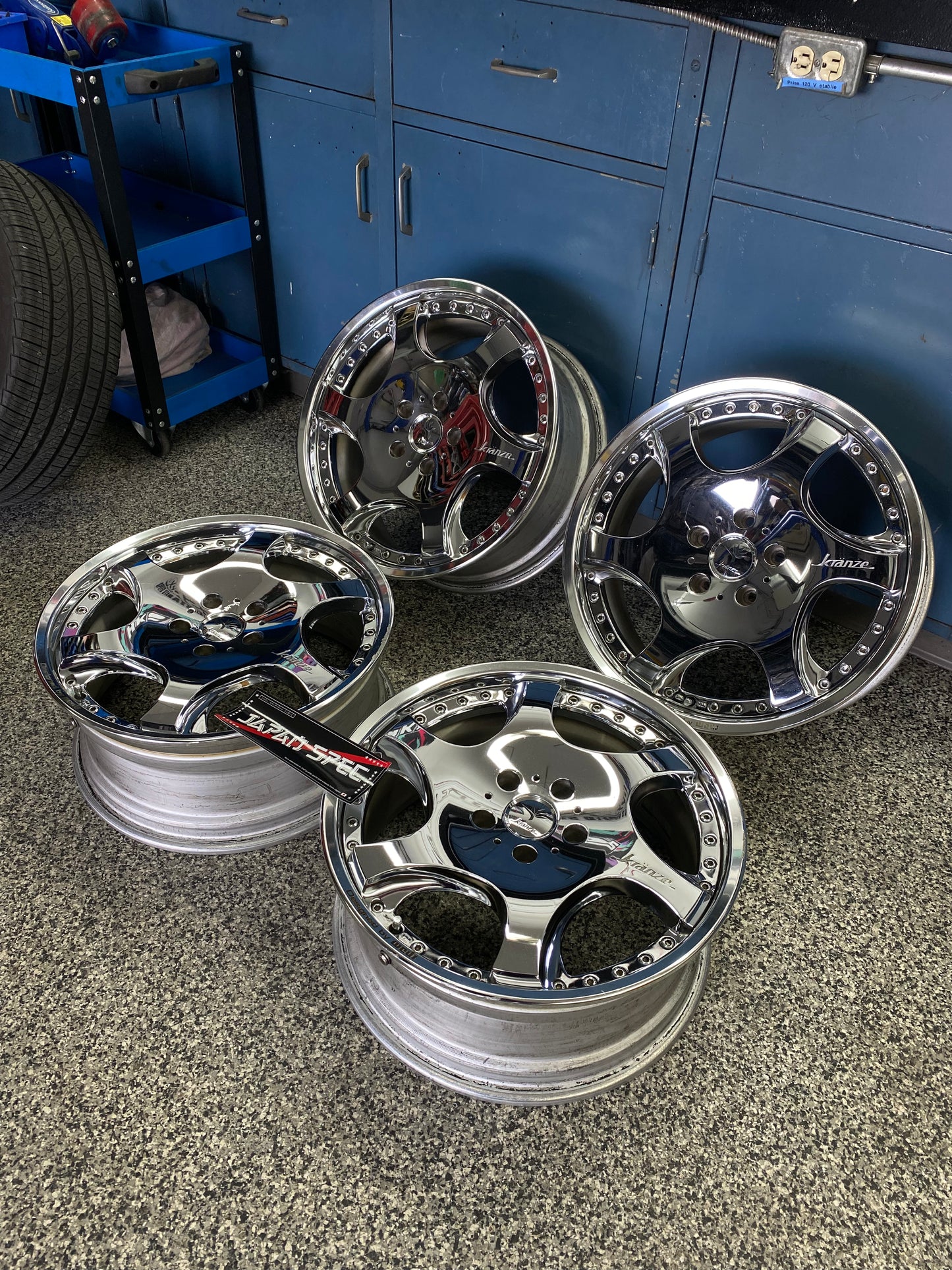 Weds Kranze Bazreia 18''