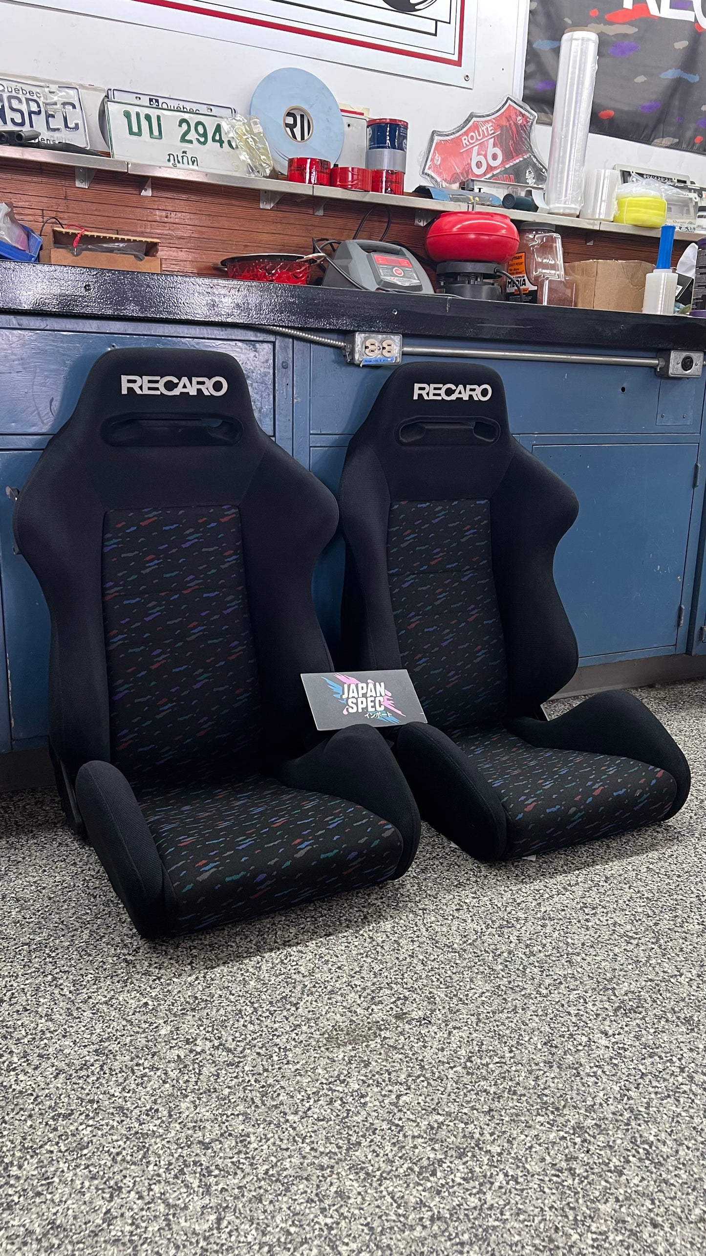 Recaro SR-2 Le Mans Confetti