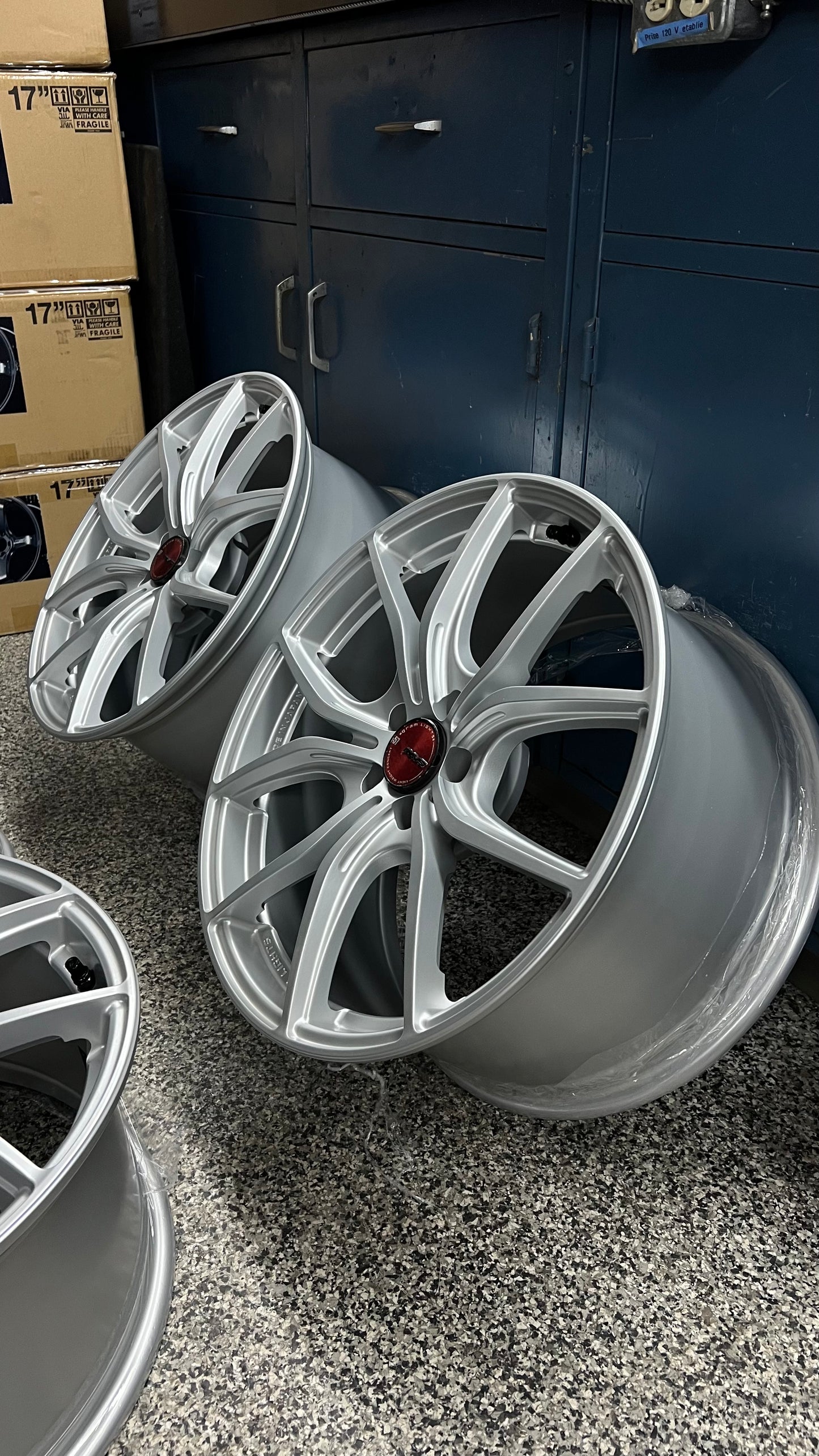 Rays Gramlights 57FXX 18''