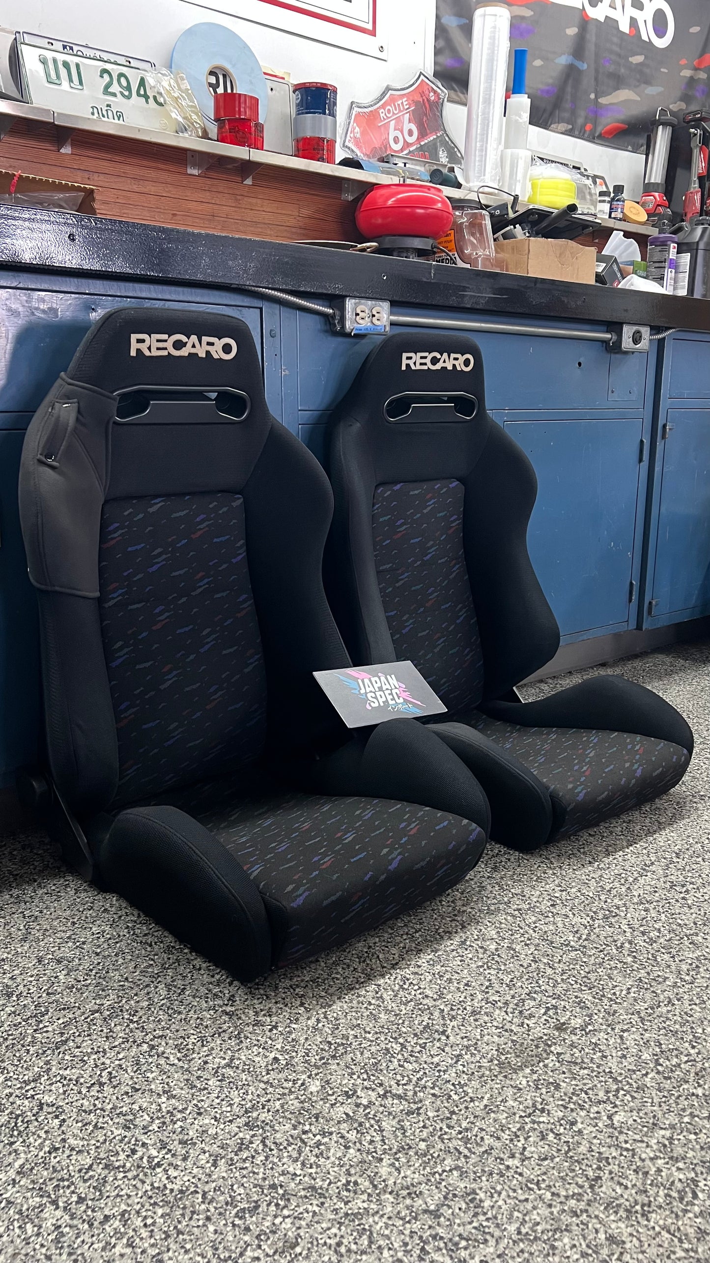Recaro SR-3 Le Mans Confetti