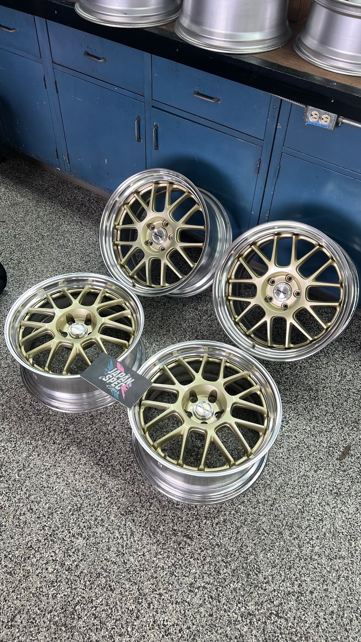 Work Meister M1R 19''