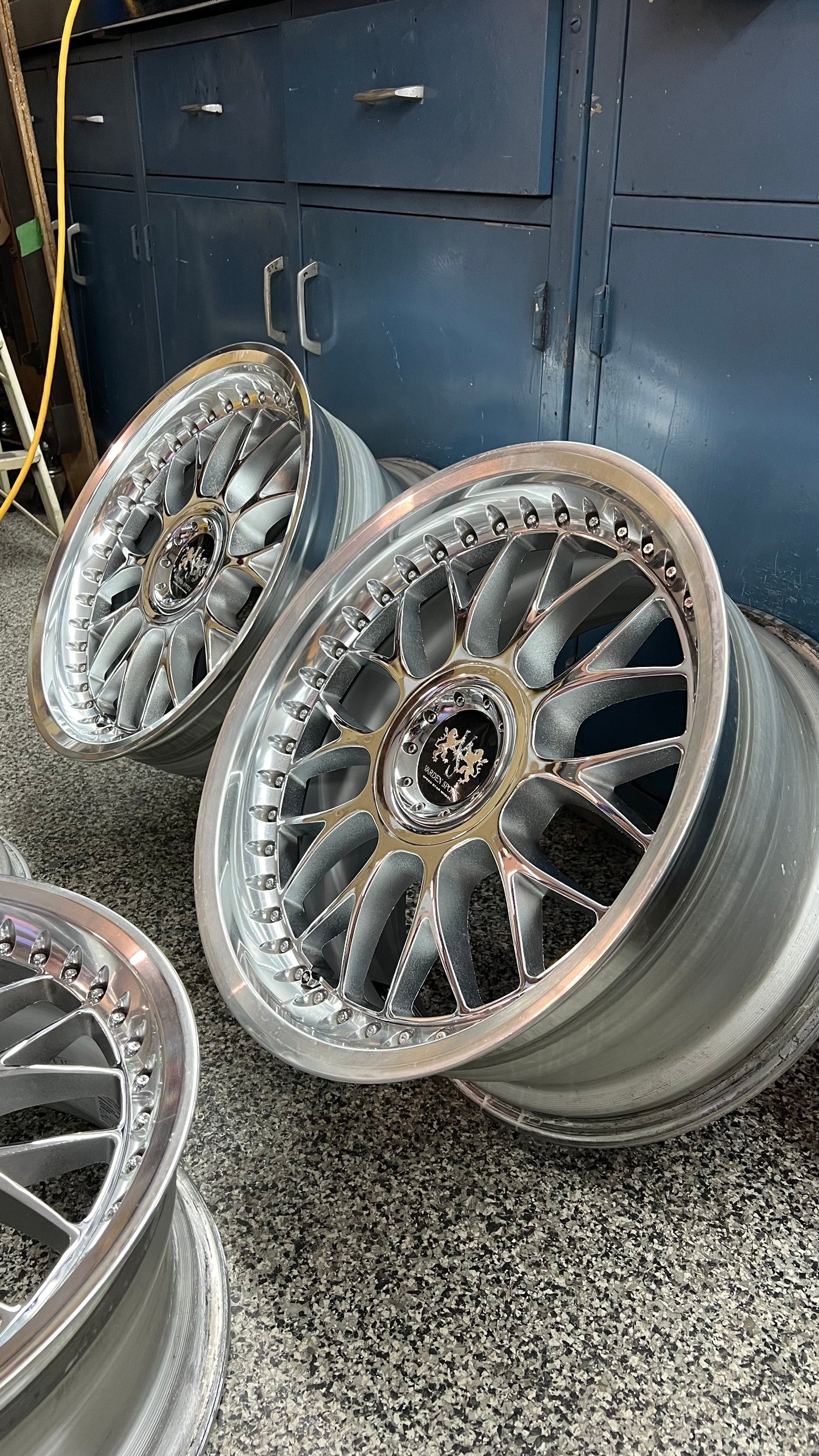 SSR Varden Sport Schwarz 18''