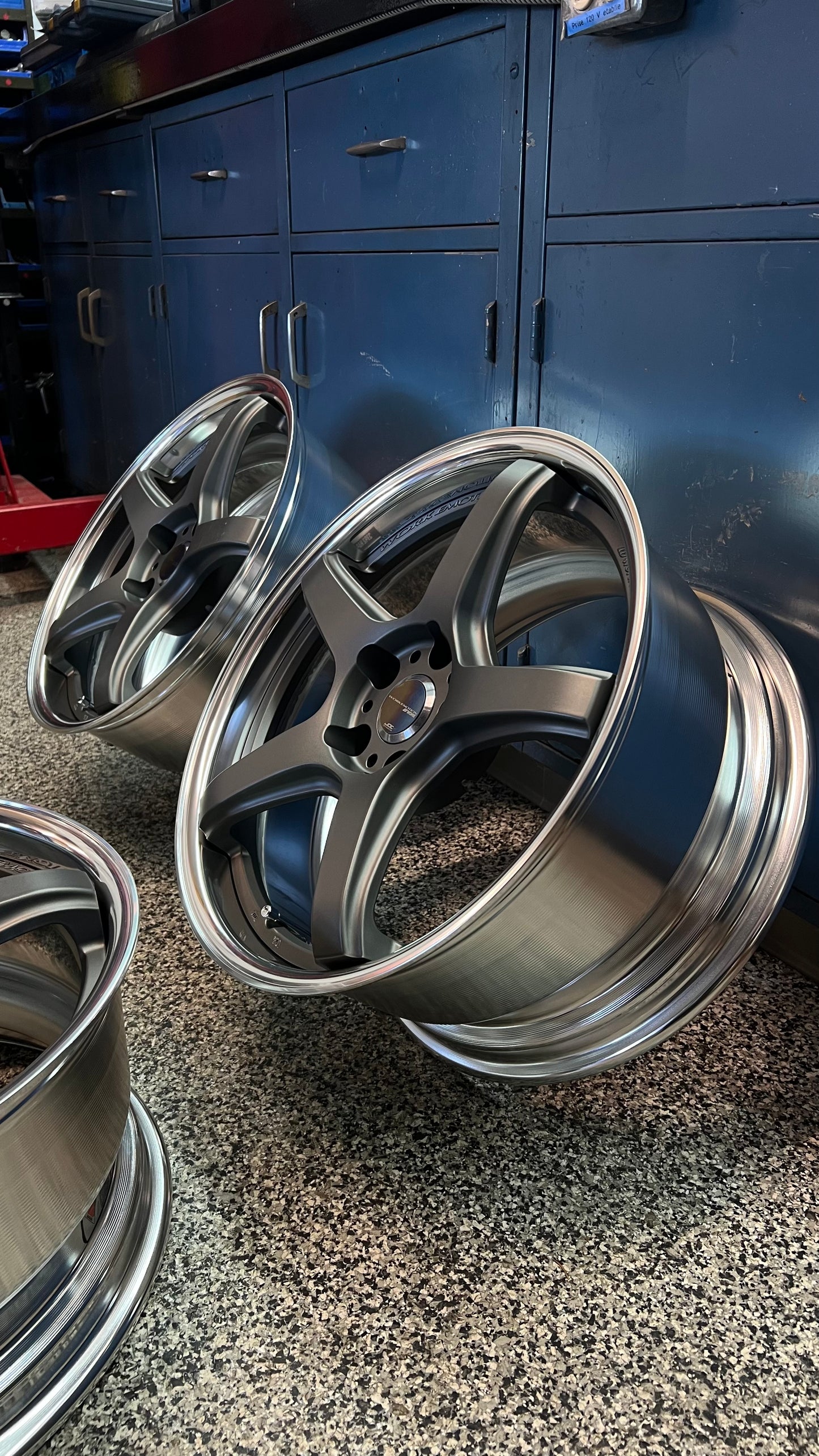 Work Emotion T5R 2P 18''