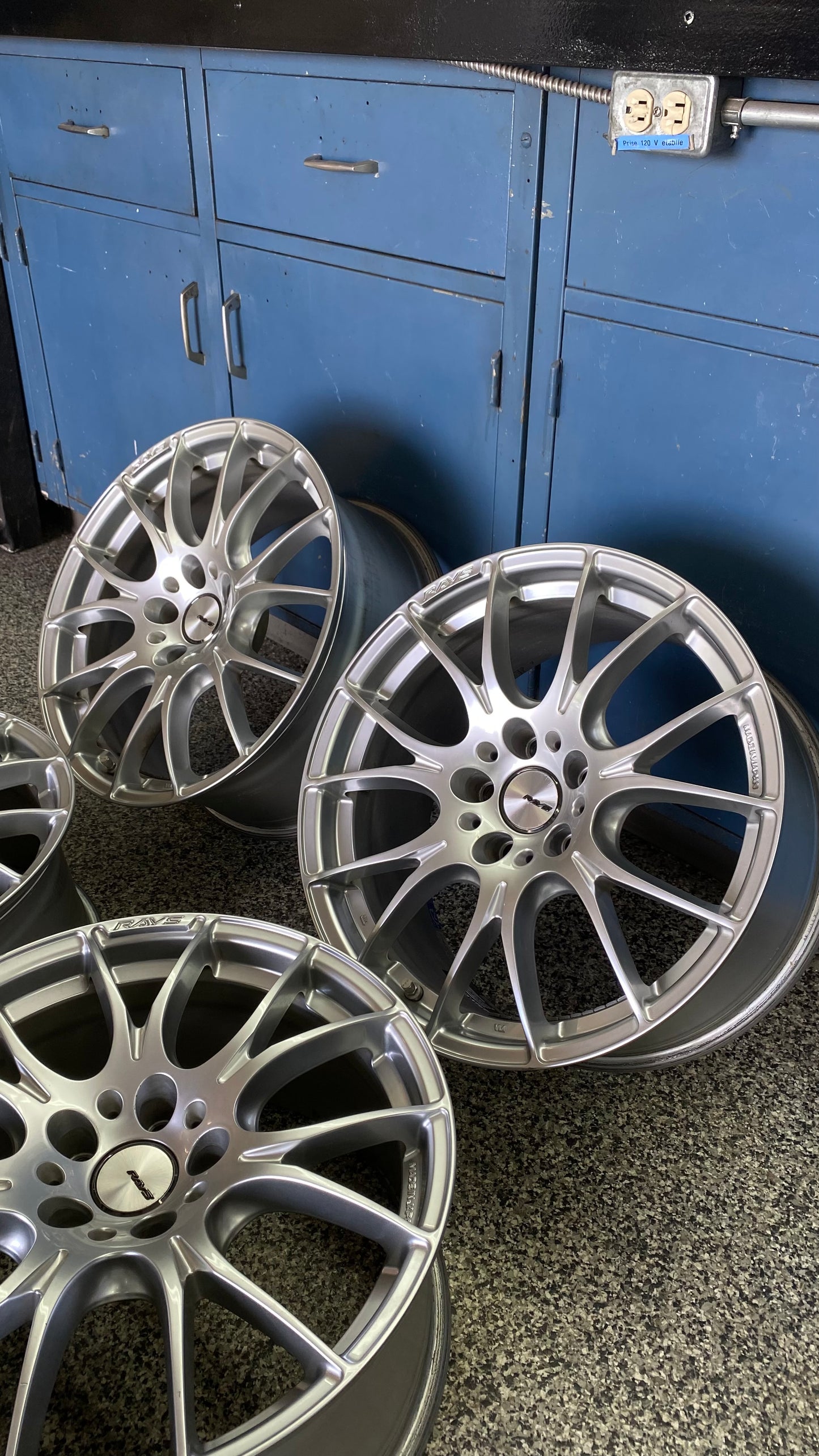 Rays Homura 2X7 18''