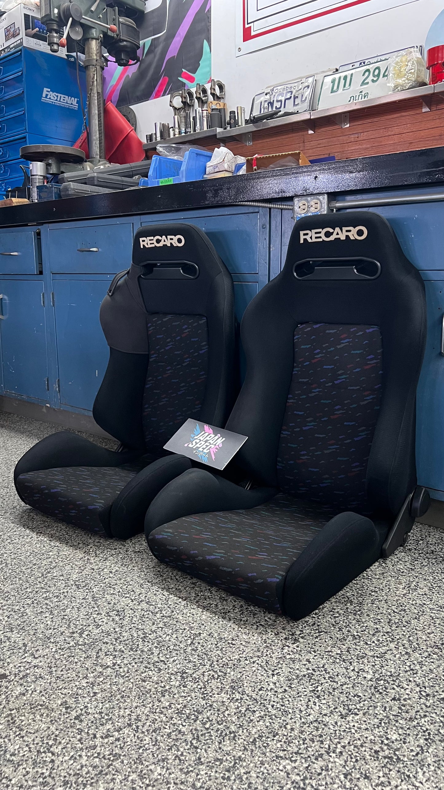 Recaro SR-3 Le Mans Confetti