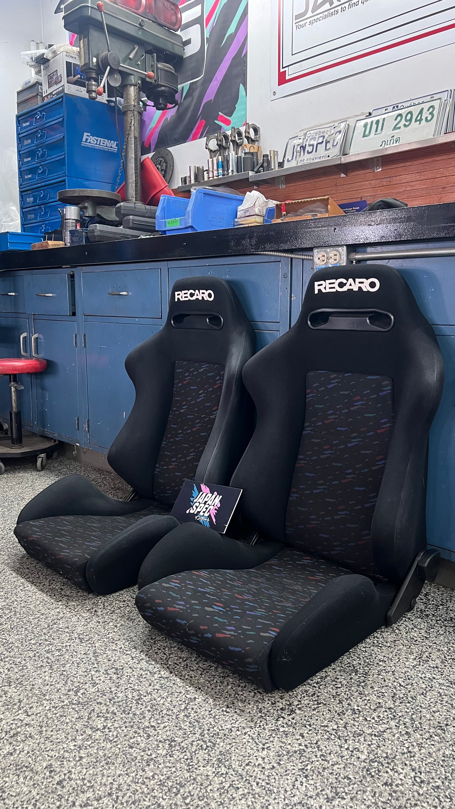 Recaro SR-2 Le Mans Confetti