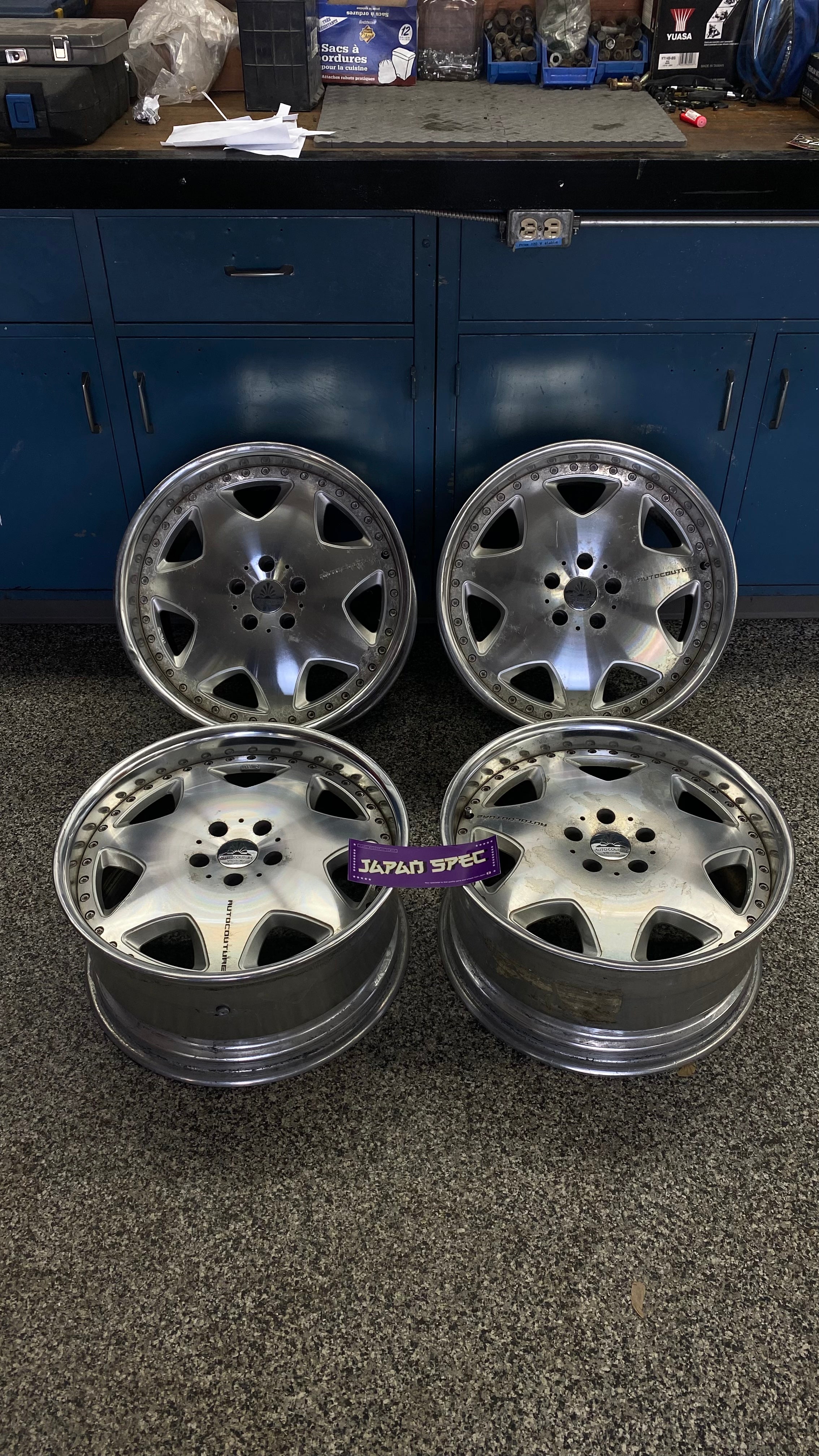 Autocouture Magnifique 19'' – Les Importations Japan Spec