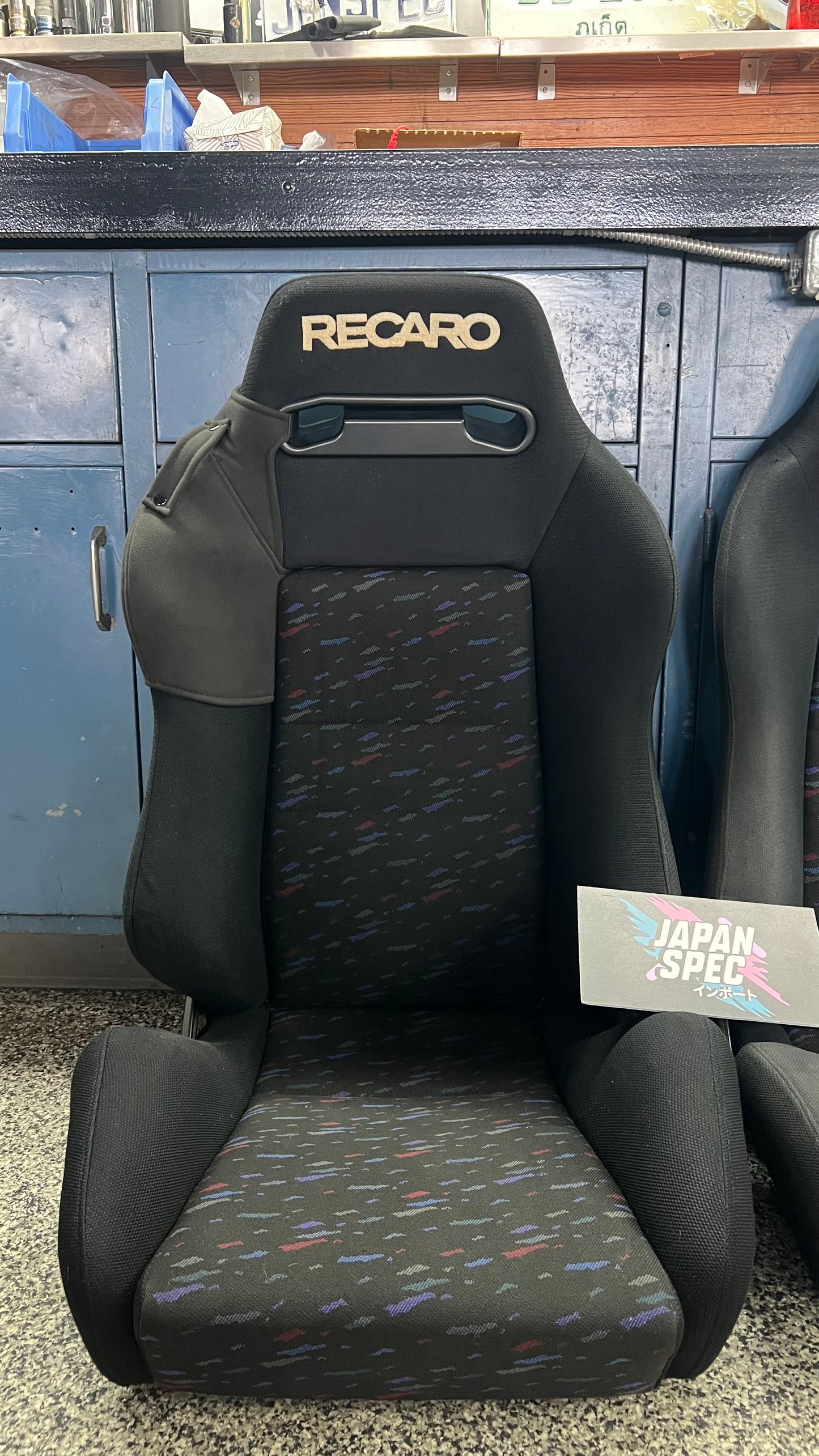Recaro SR-3 Le Mans Confetti