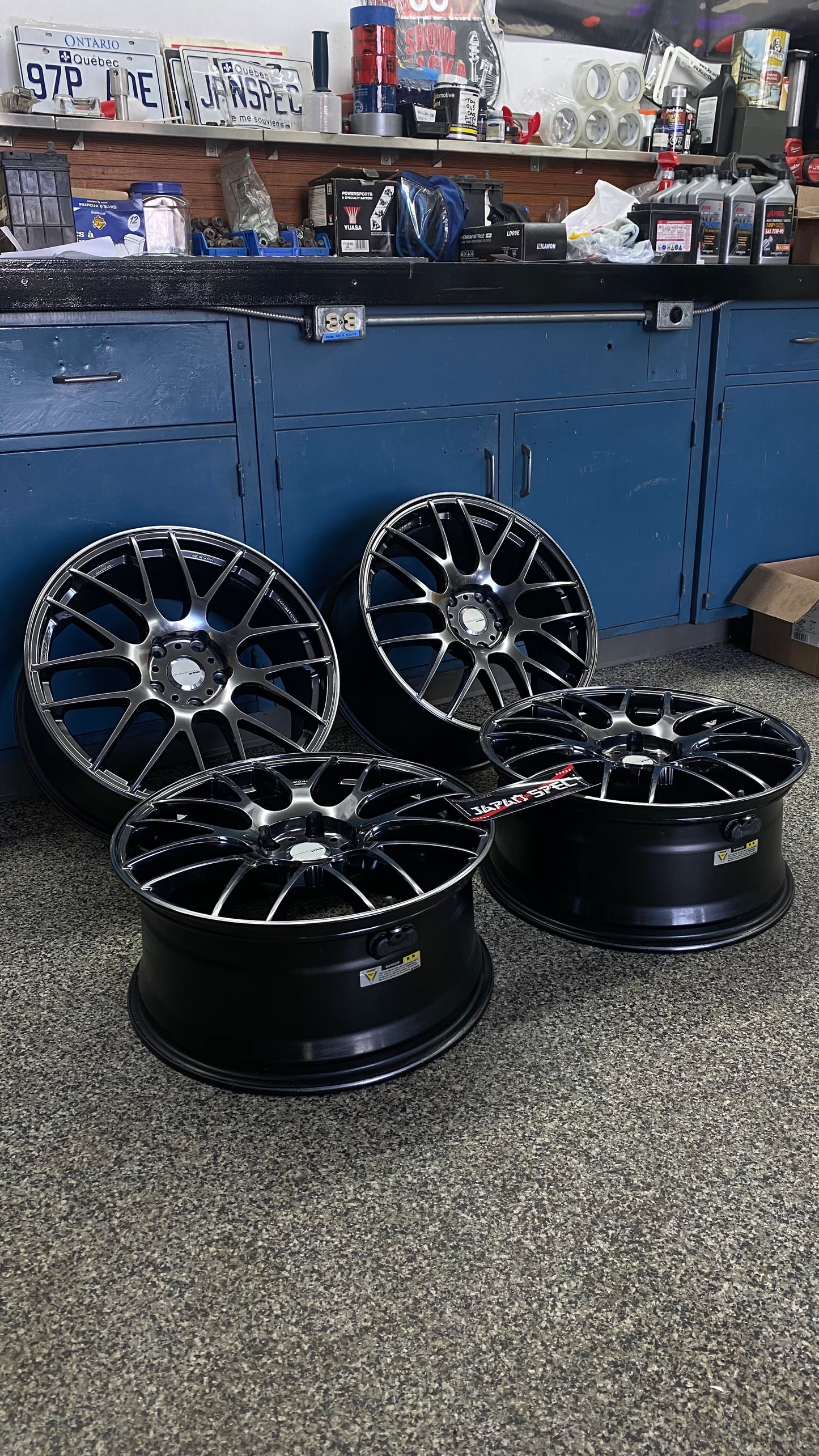 Work Emotion M8R 19''