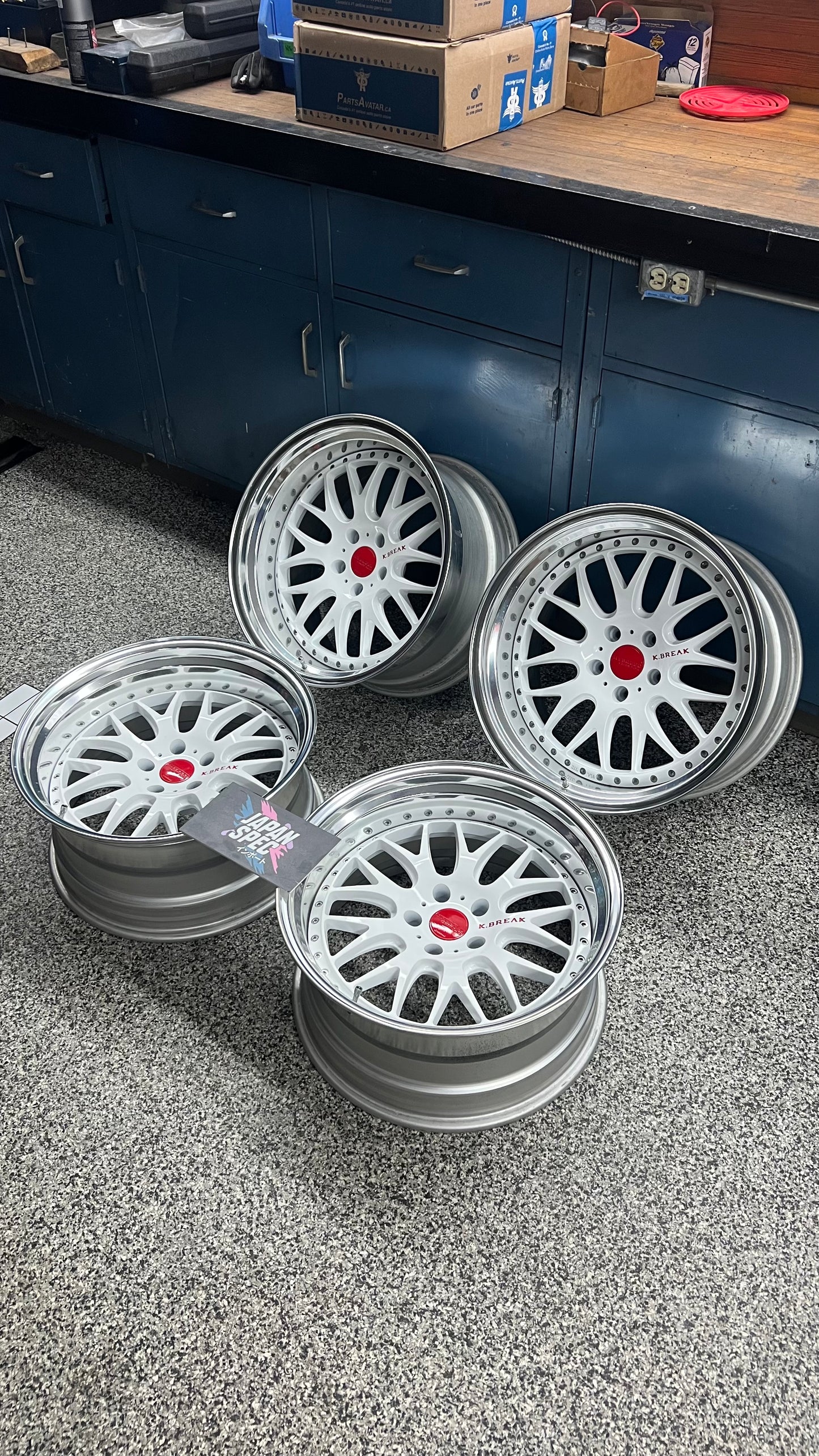 K-Break Hybreed Cross Nine 19"