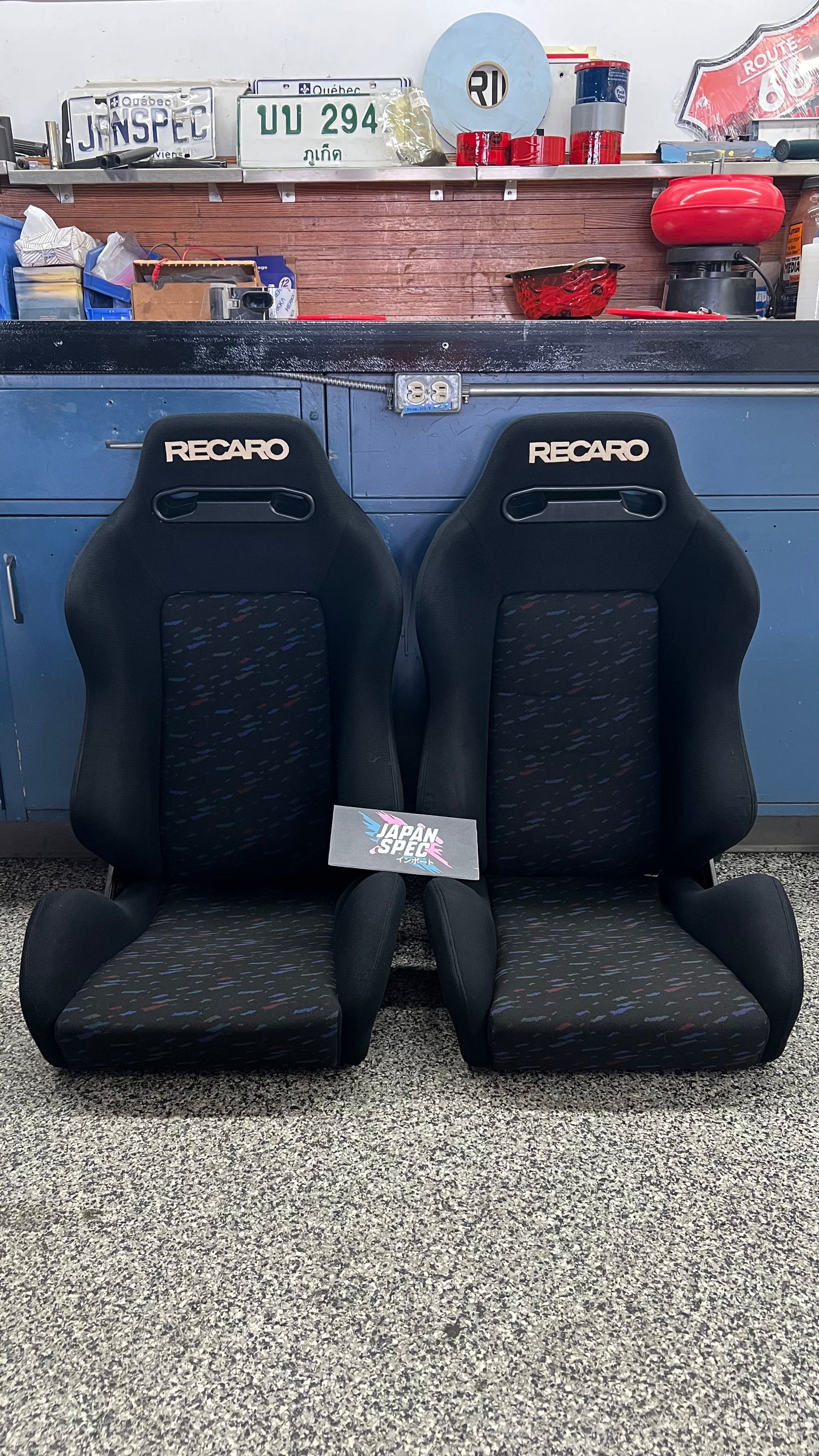 Recaro SR-3 Le Mans Confetti