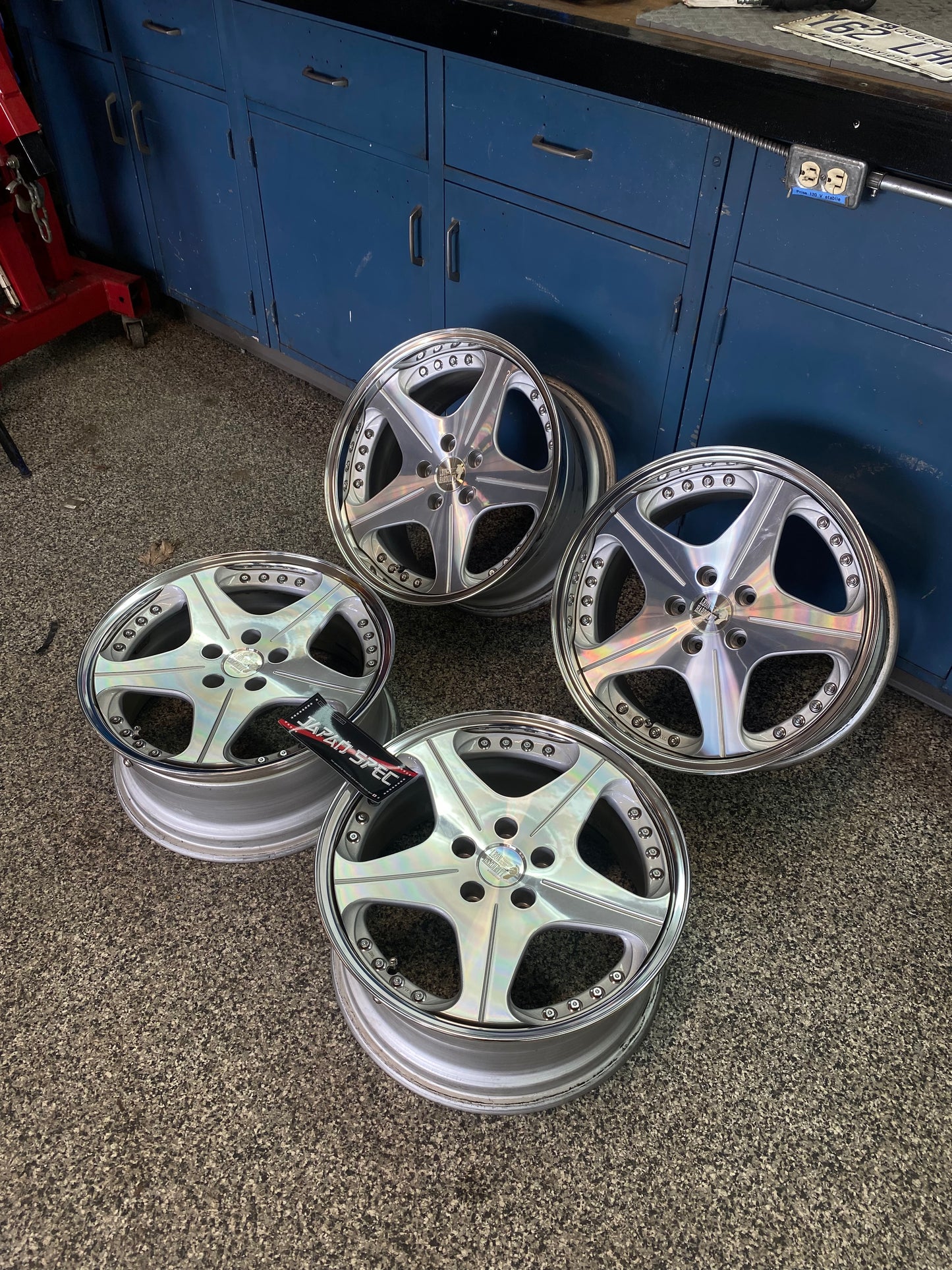 Superstar Leon Hardiritt Orden 18''