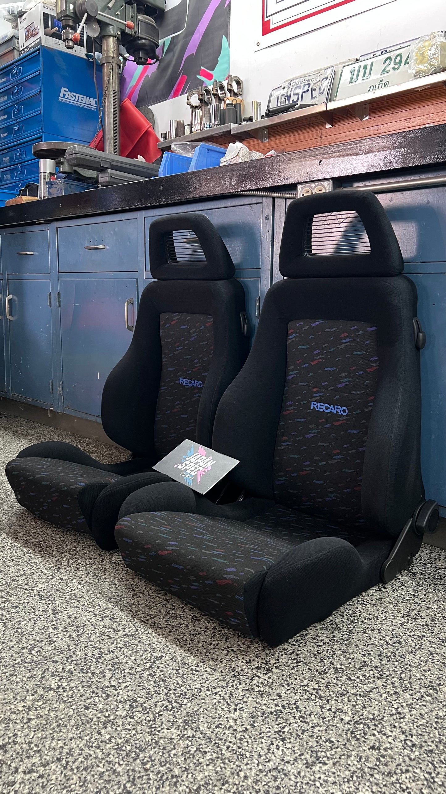 Recaro LS-B Le Mans Confetti