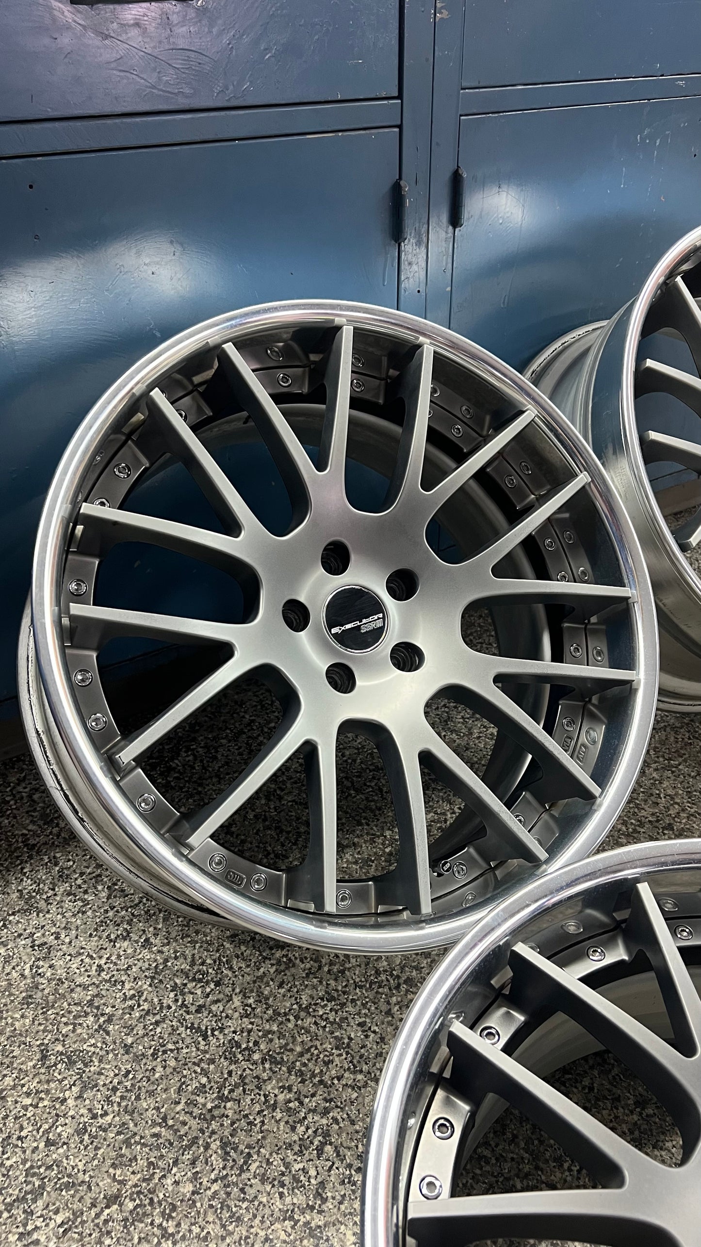 SSR Executor CV03 20''