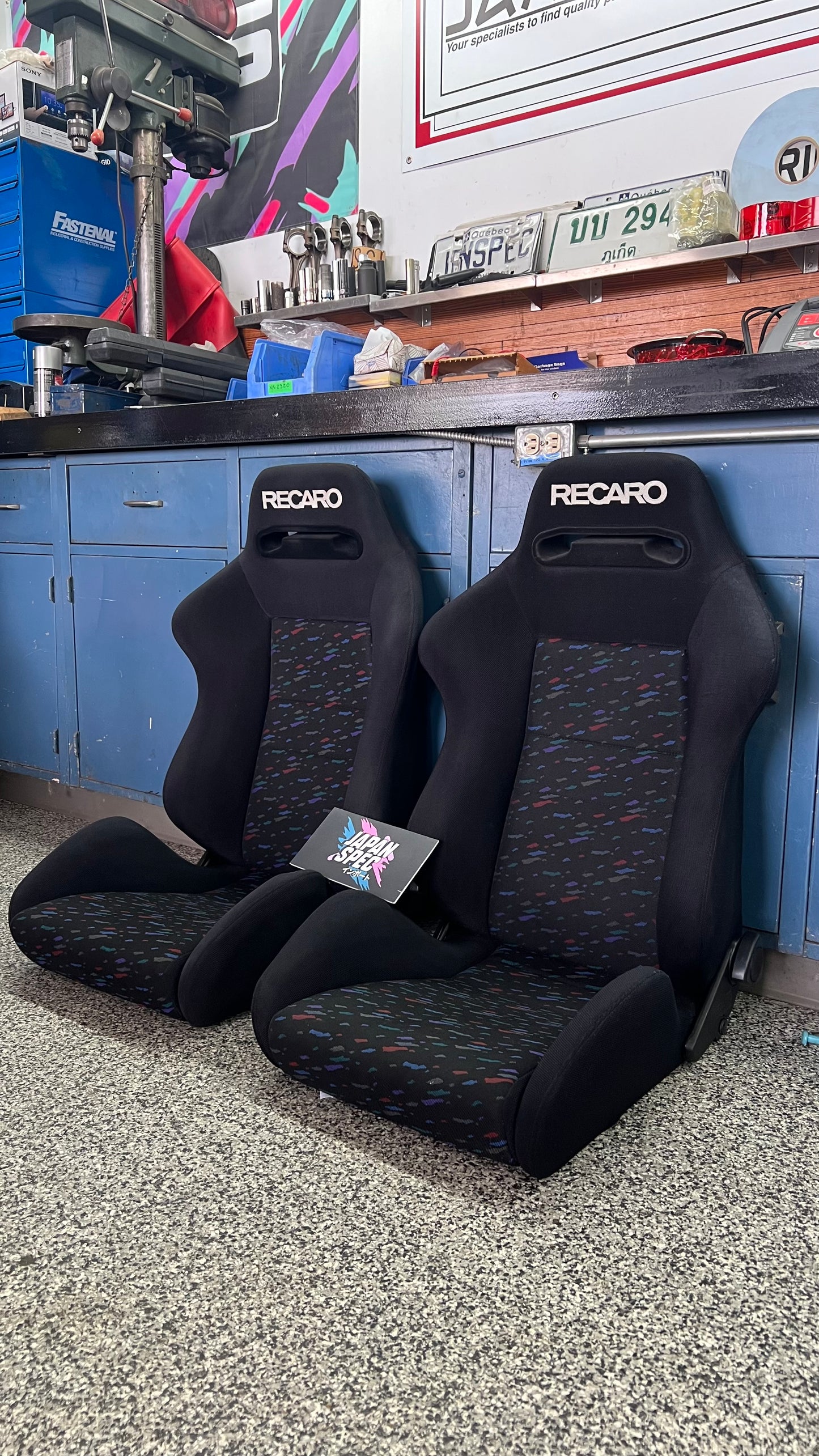 Recaro SR-2 Le Mans Confetti