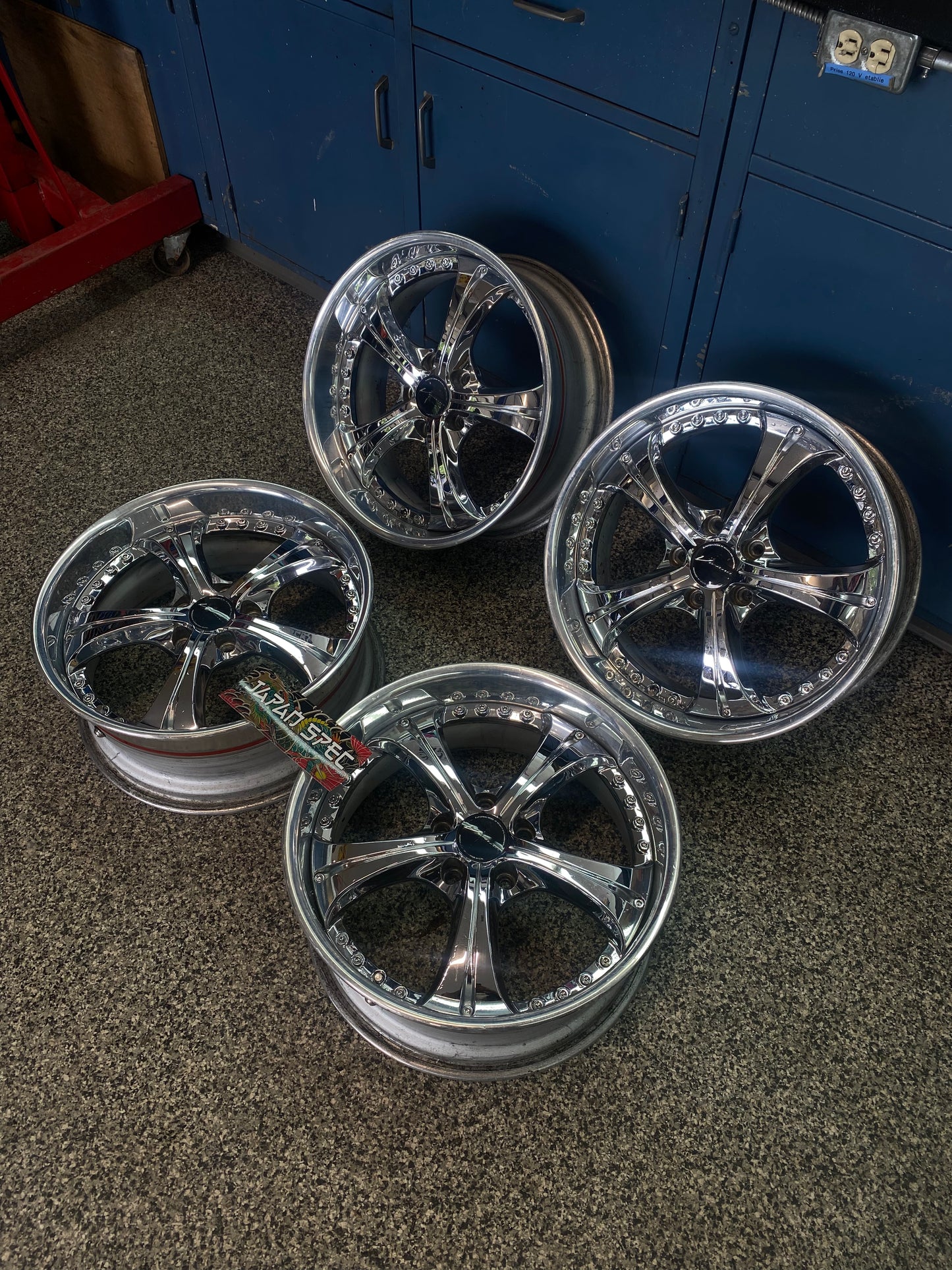 SSR Vienna Courage 18''