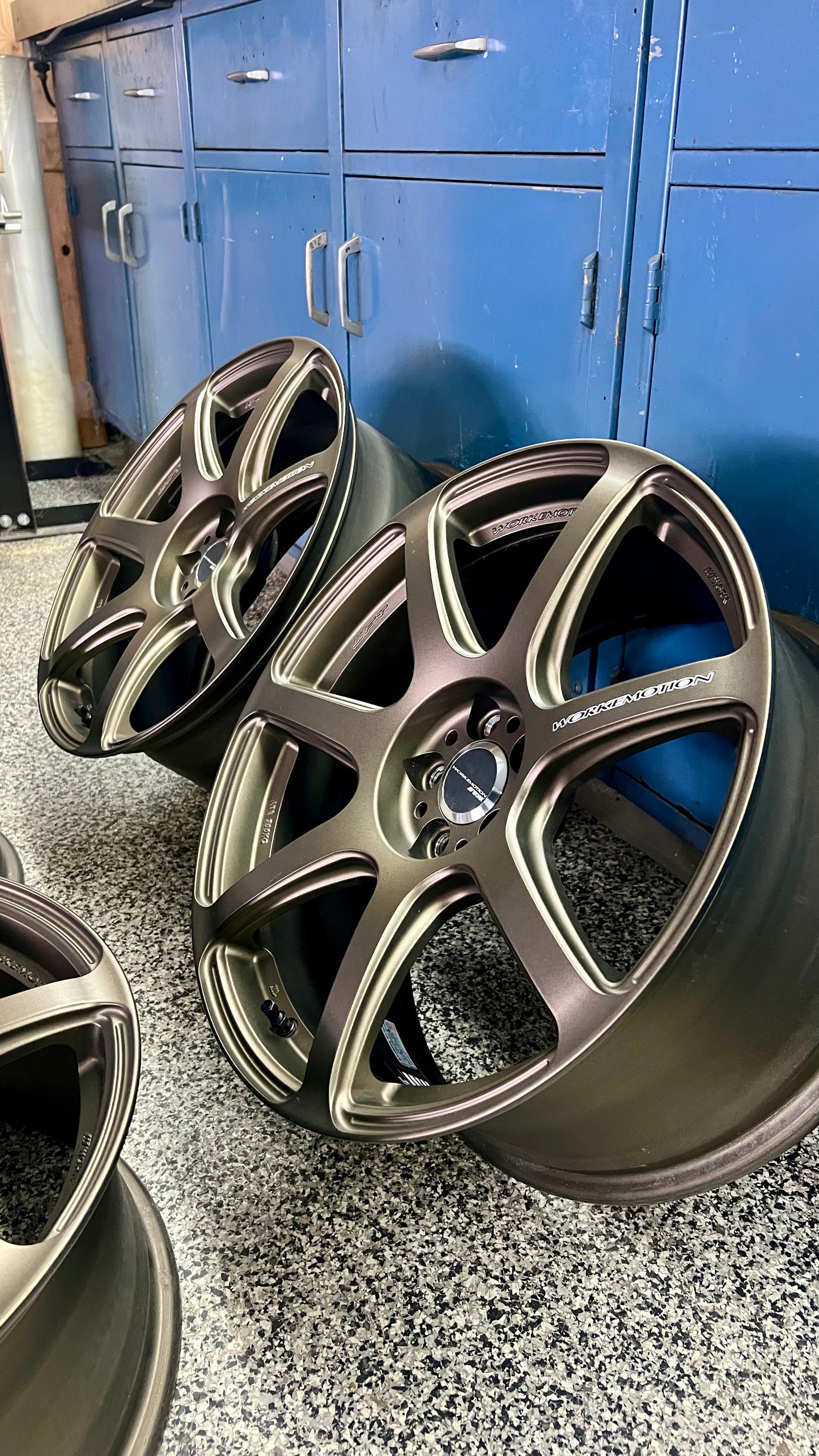 Work Emotion T7R 18''