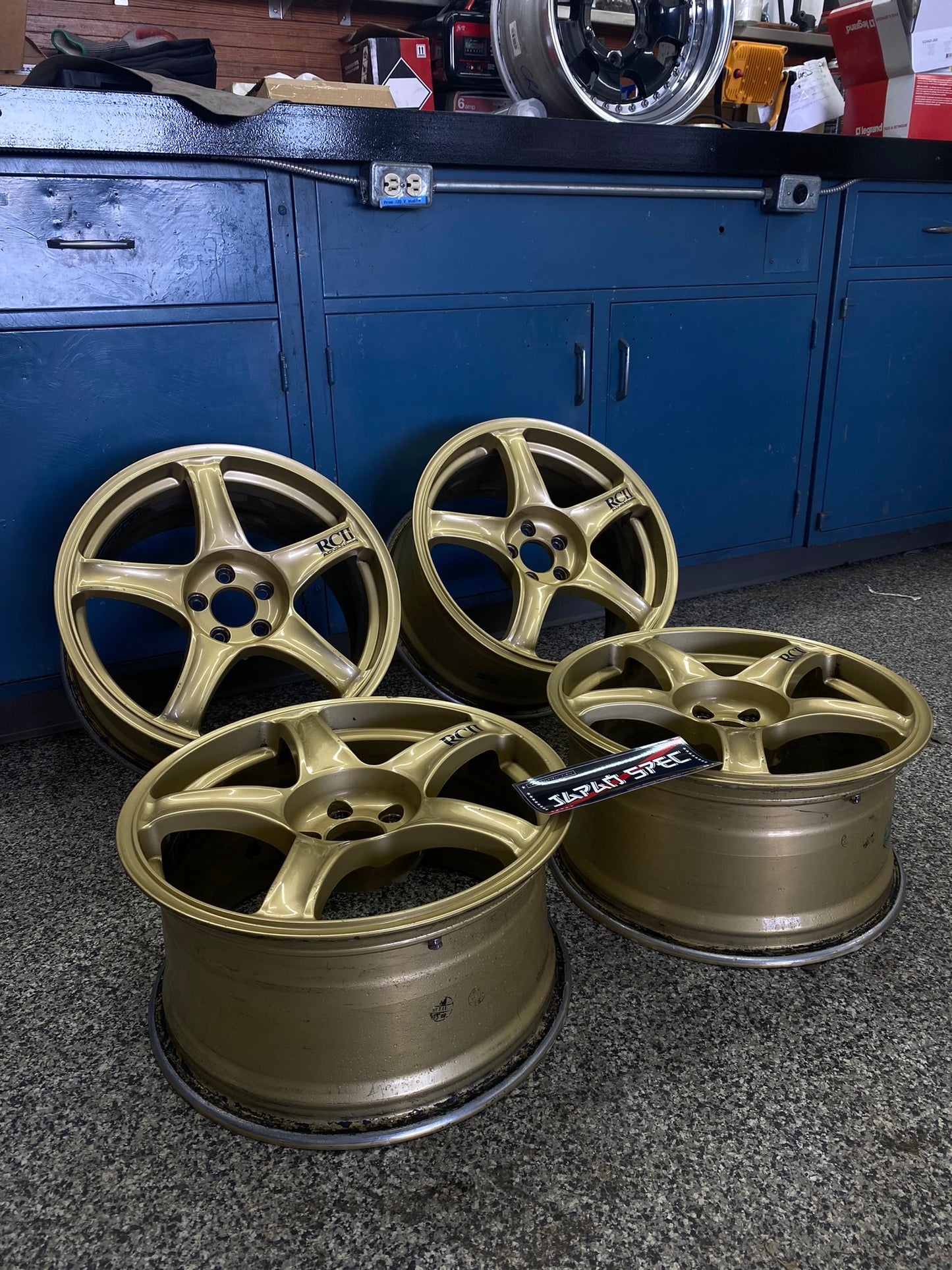 Advan Racing RCII 17''