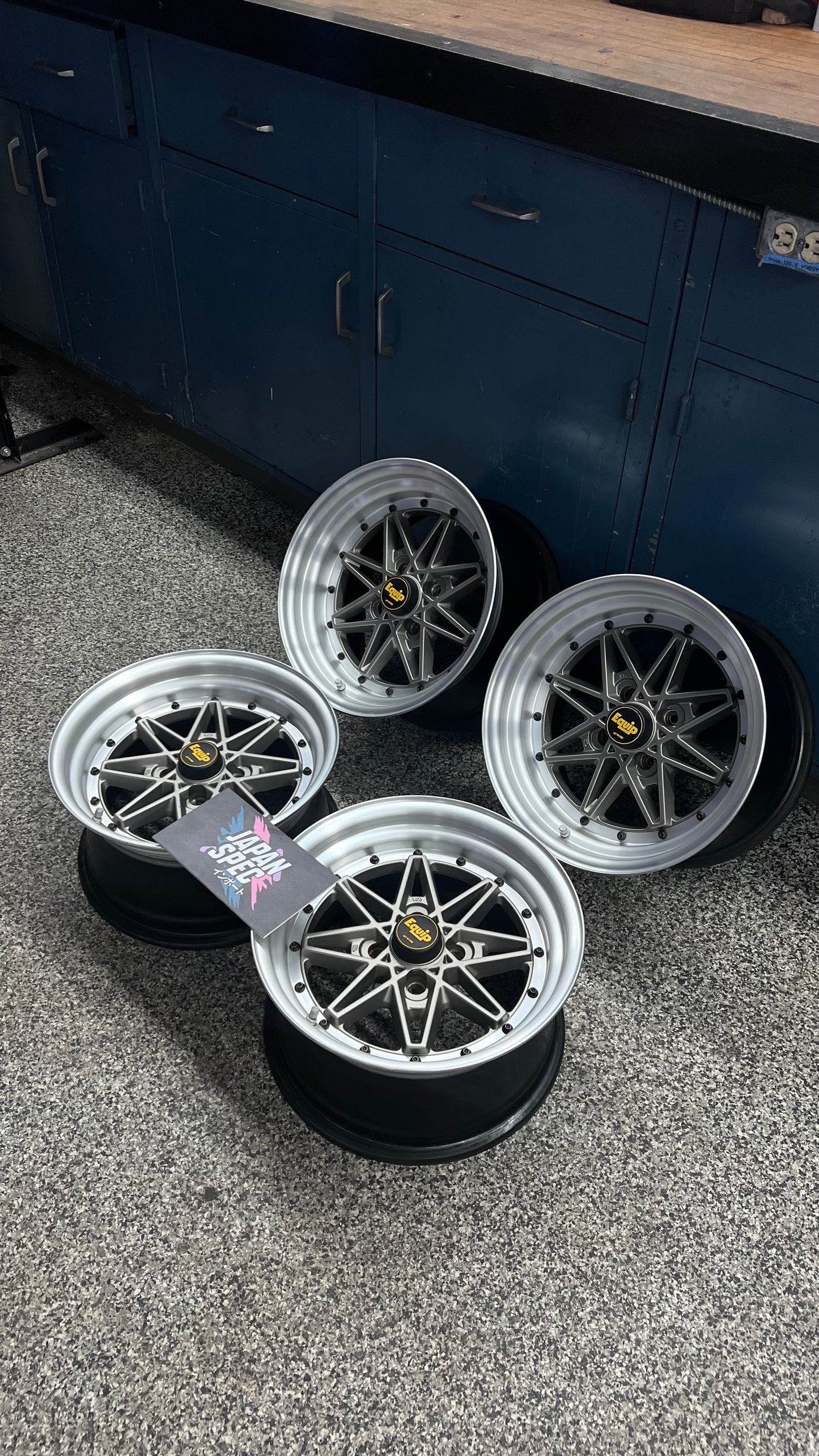 Work Equip 03 20th Anniversary 15''