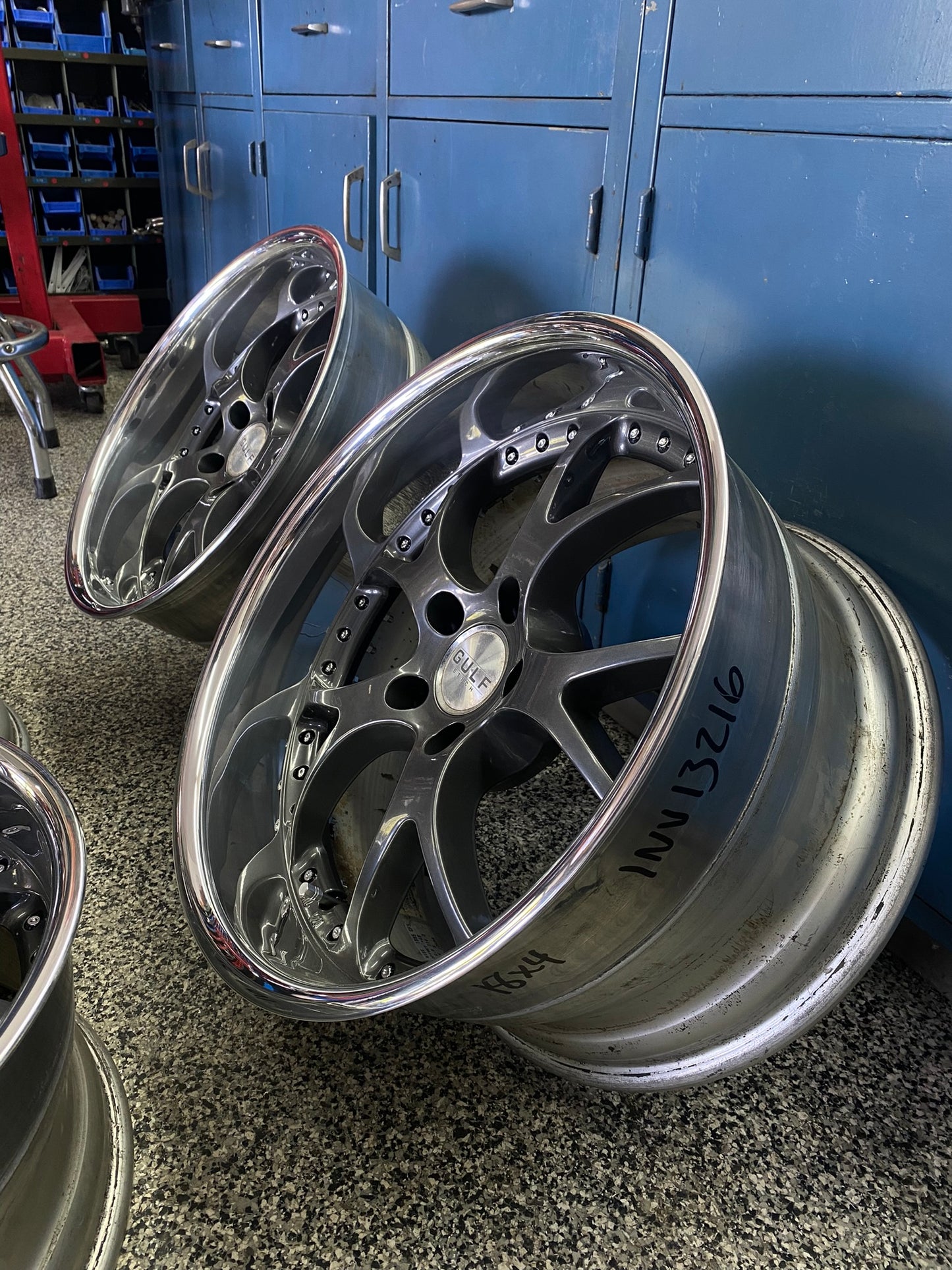 Hot Stuff Stich Gulf 18''