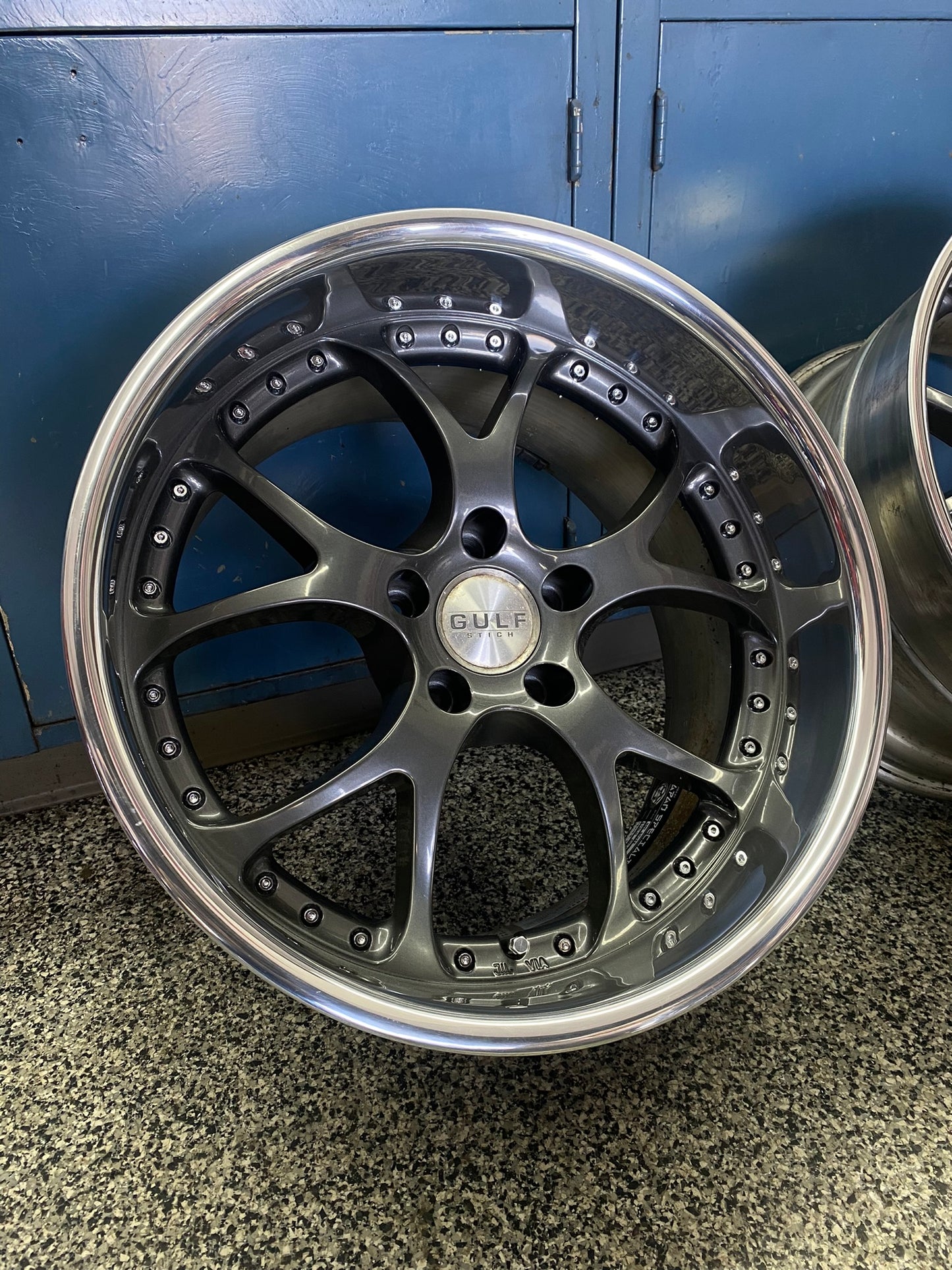 Hot Stuff Stich Gulf 18''