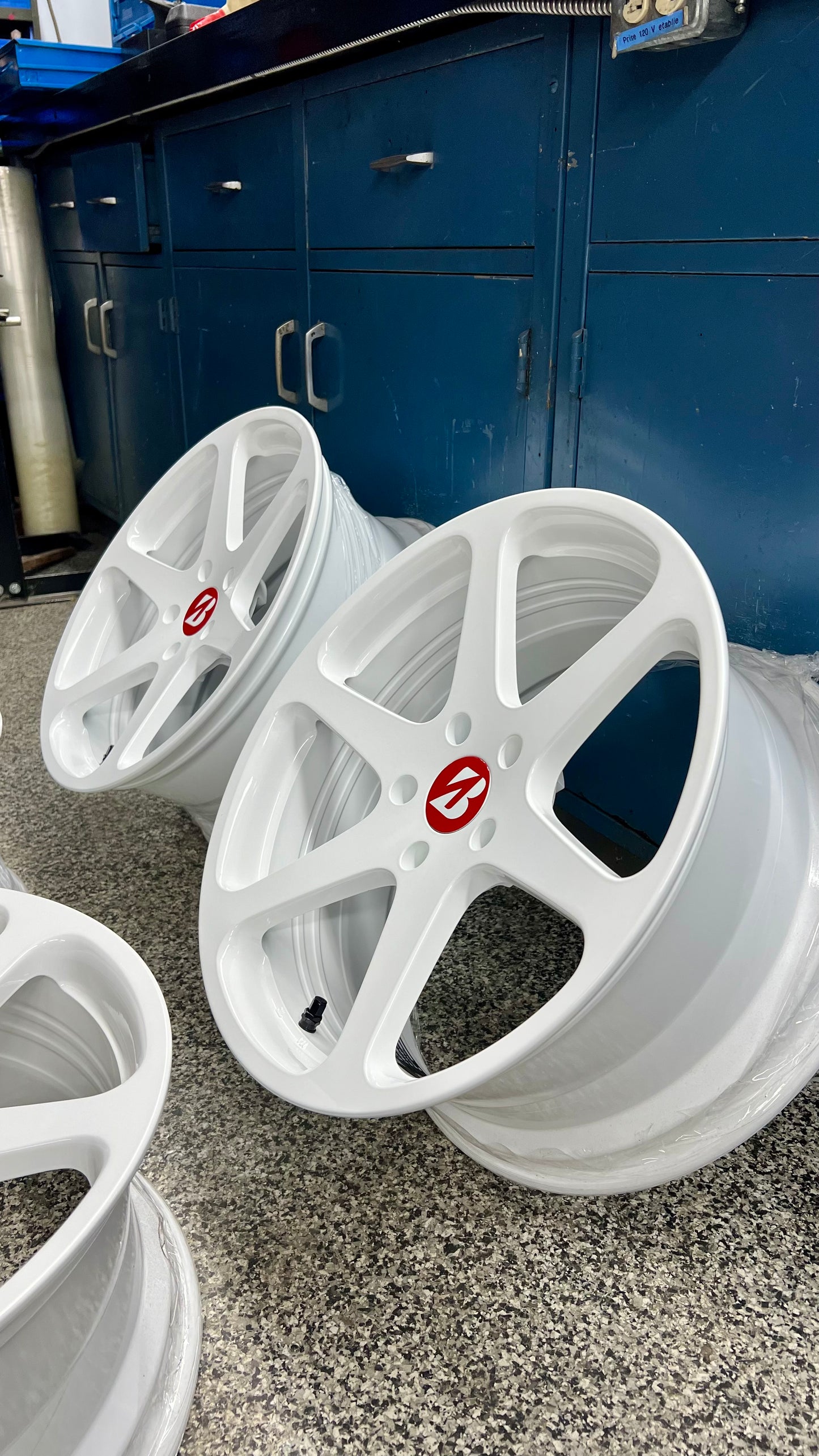 Bridgestone BIM Zeit RR 18''