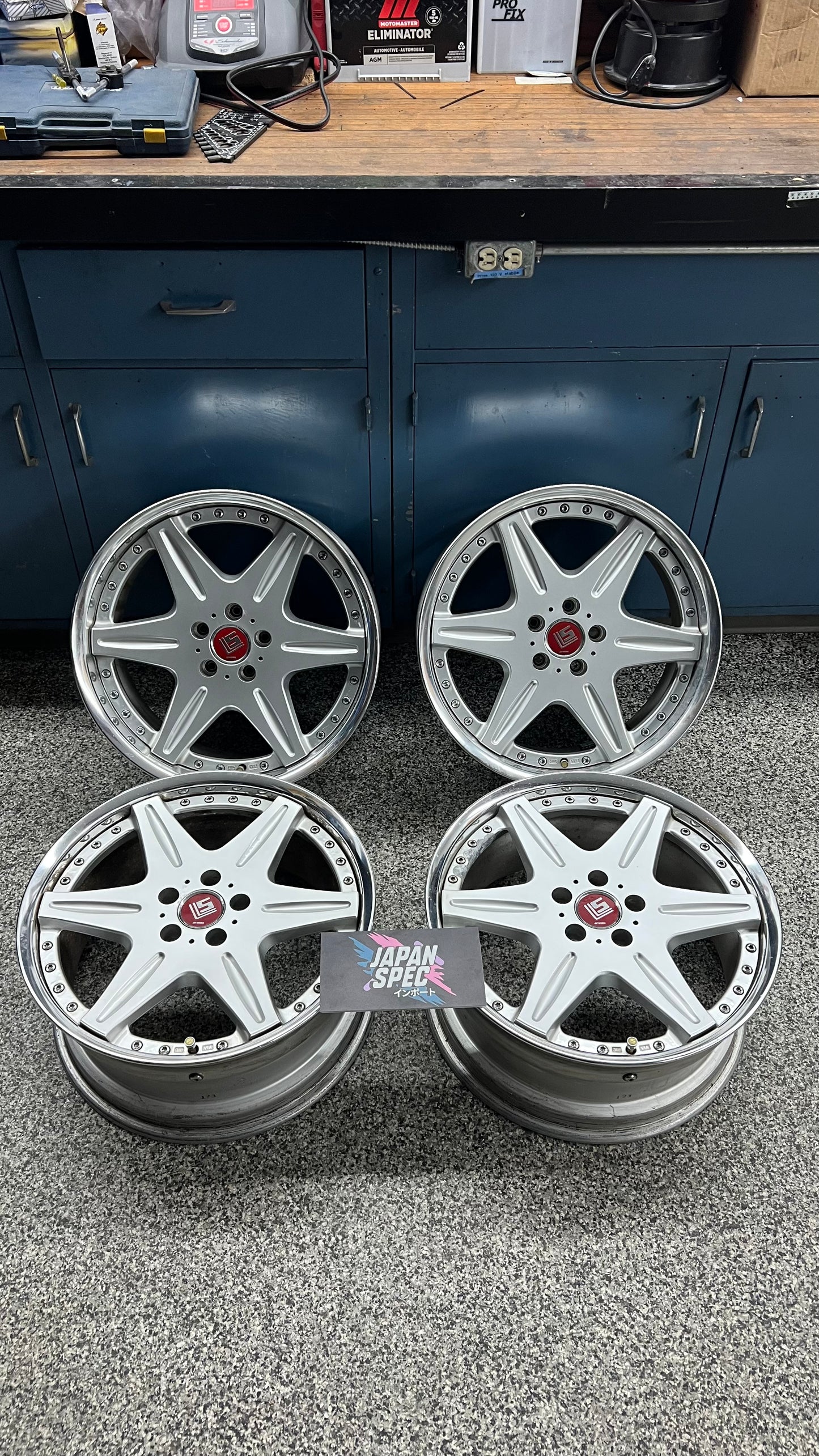 Work LS406 19"
