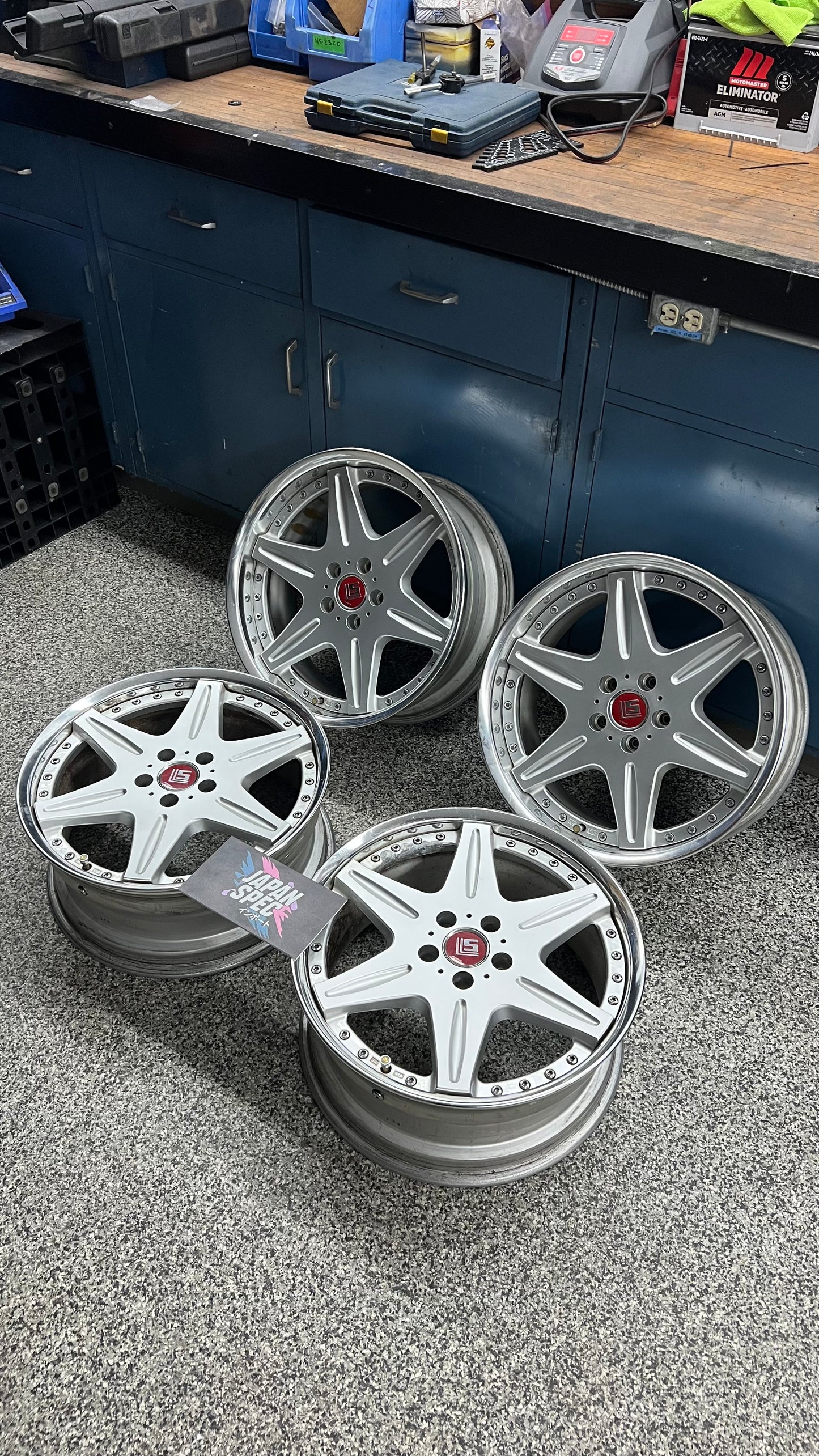 Work LS406 19"