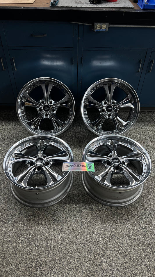 Weds Kranze Cerberus II 18''