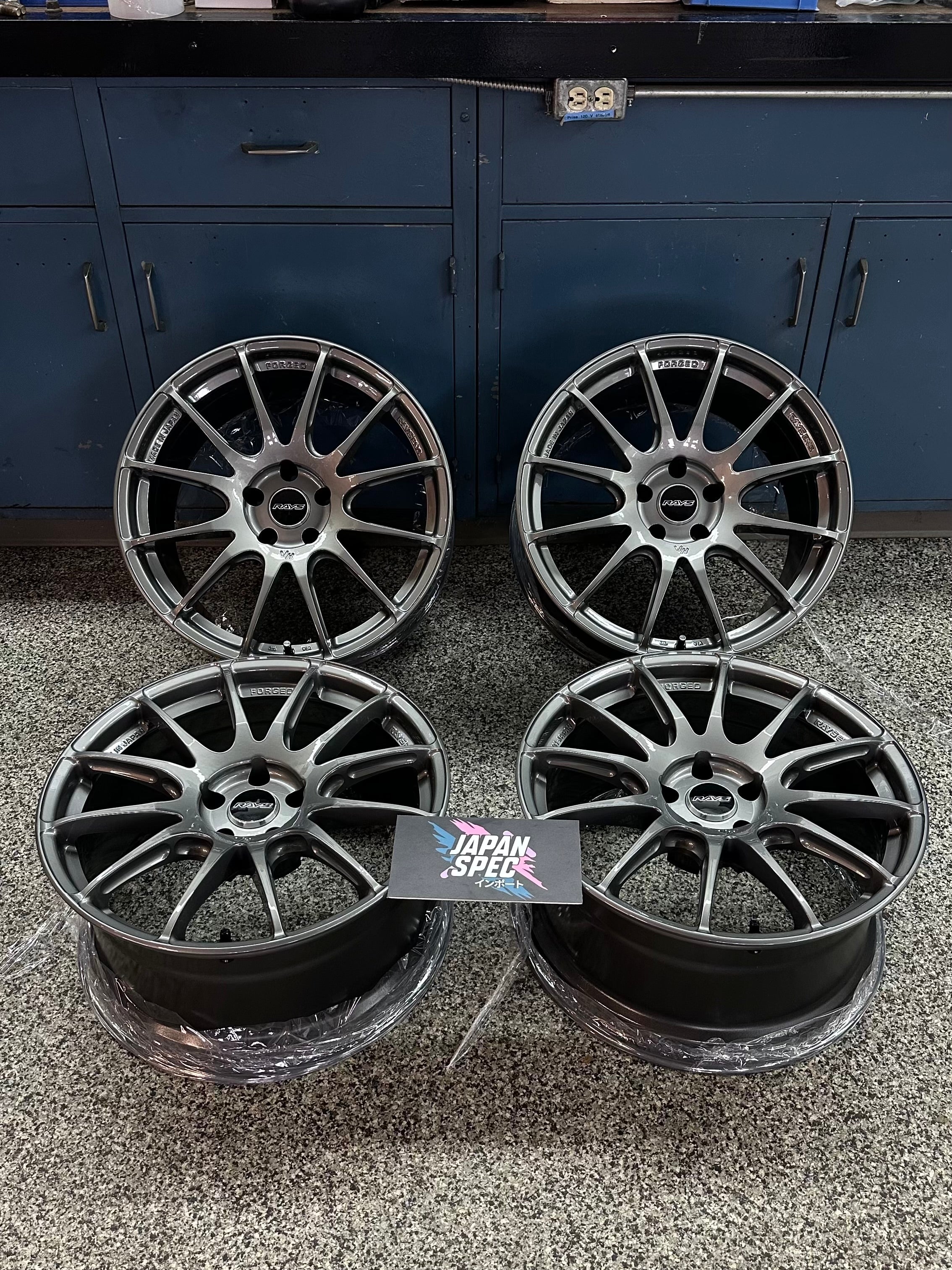 Rays Volk Racing G12 19'' – Les Importations Japan Spec