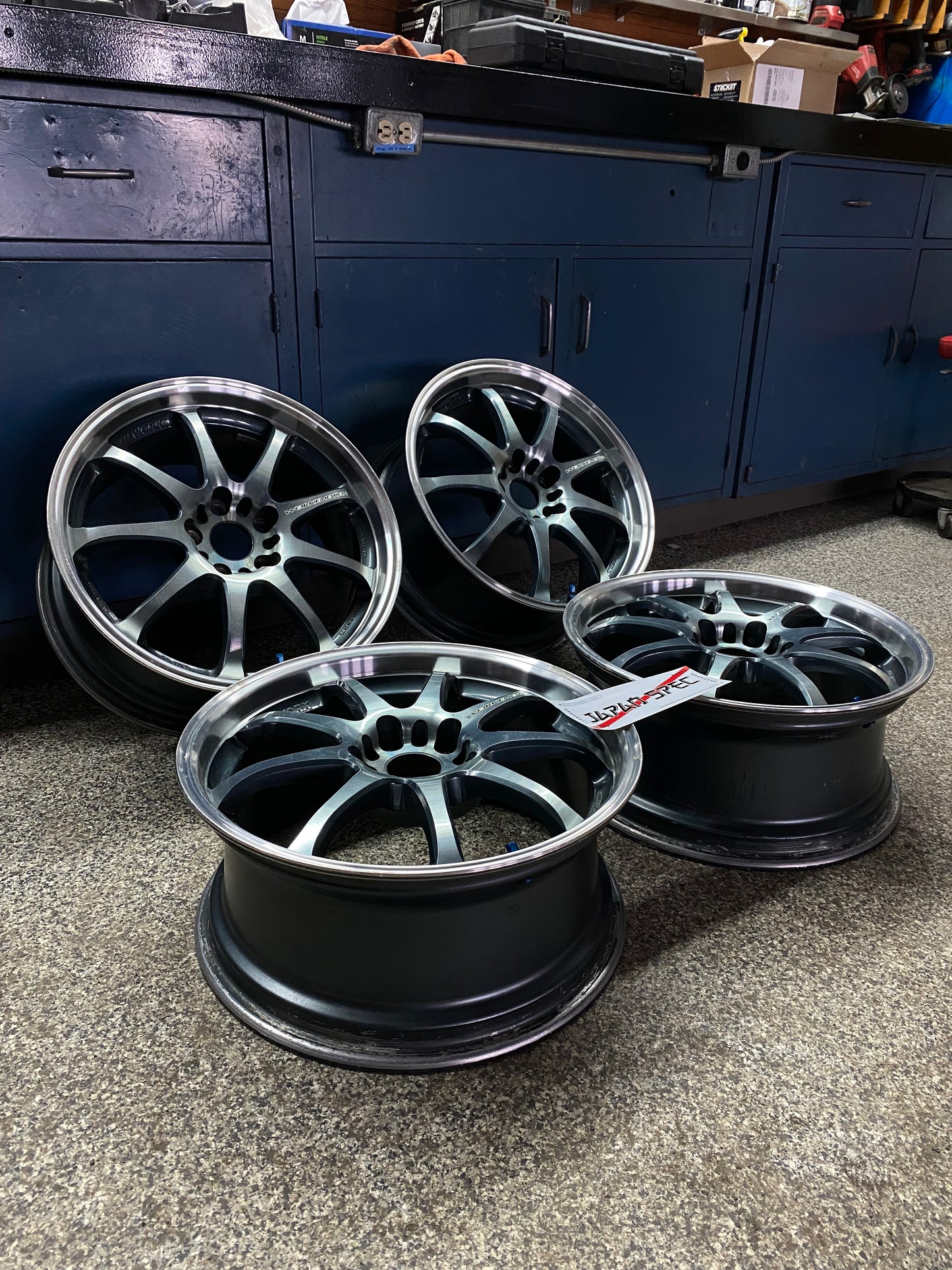 Work Emotion XD9 18''