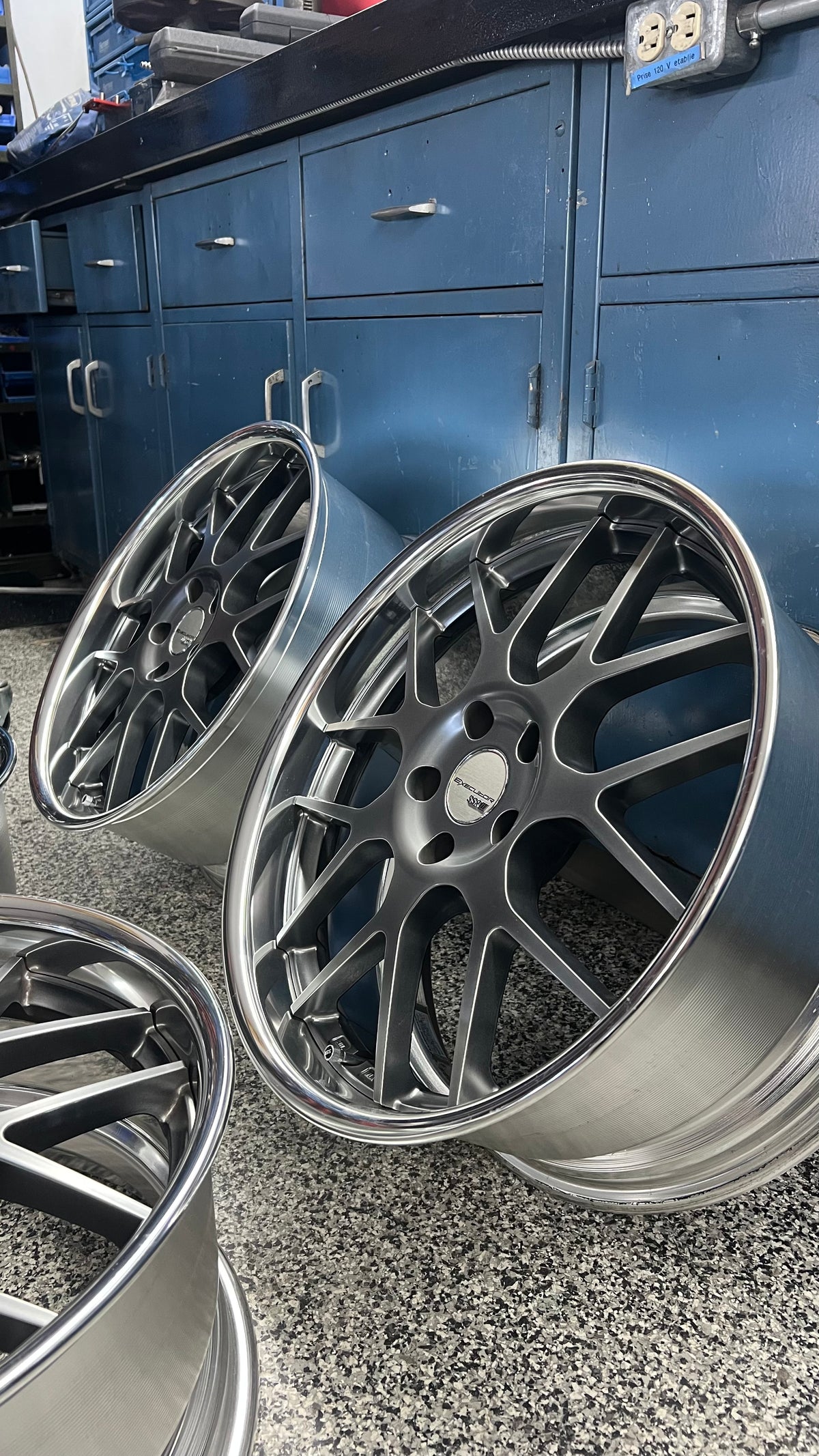 SSR Executor EX02 19''