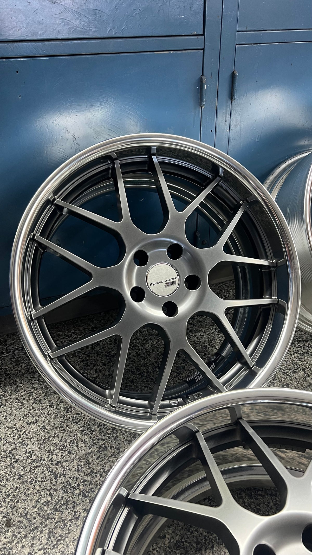 SSR Executor EX02 19''