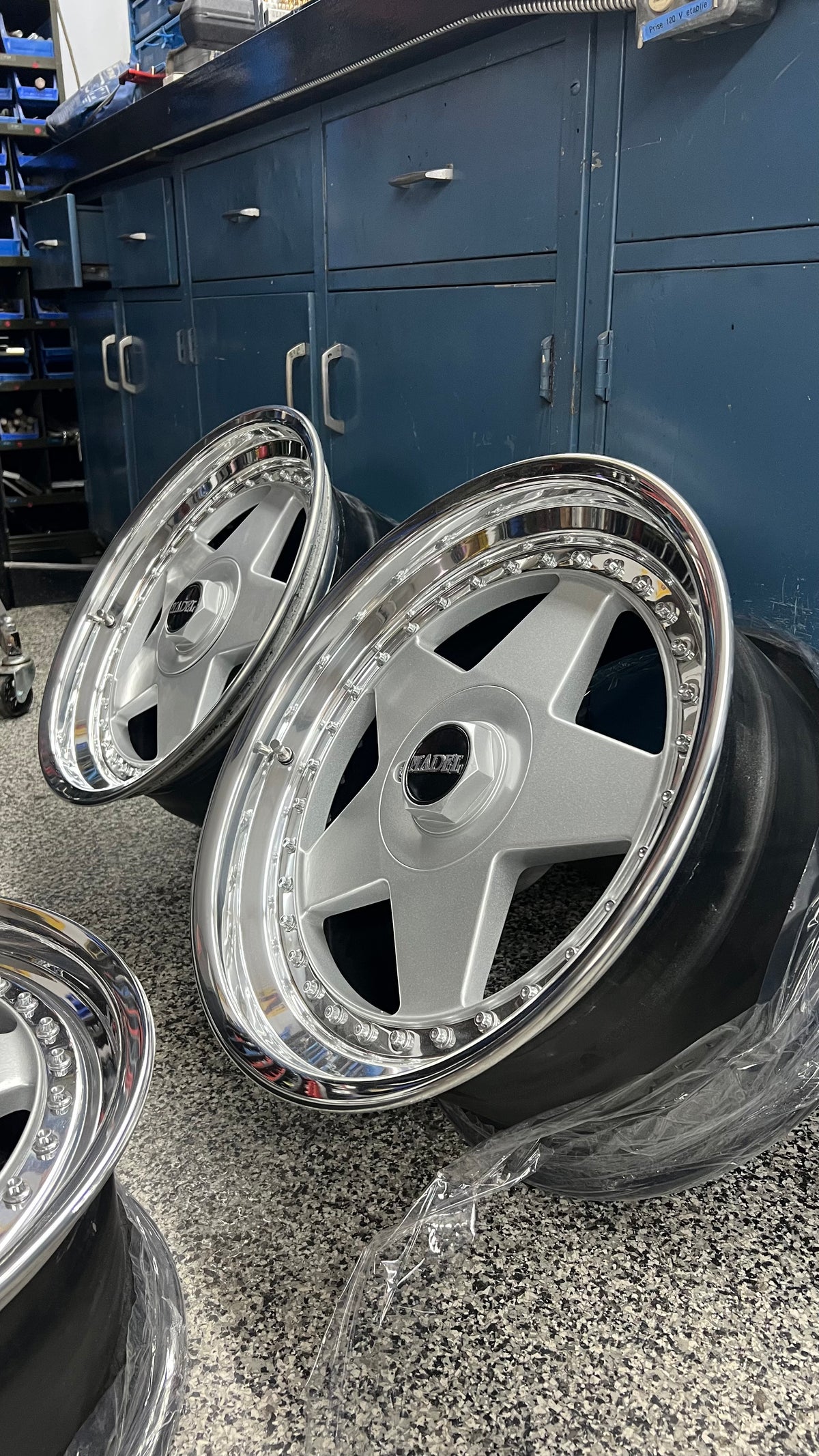 Work Madel 18''