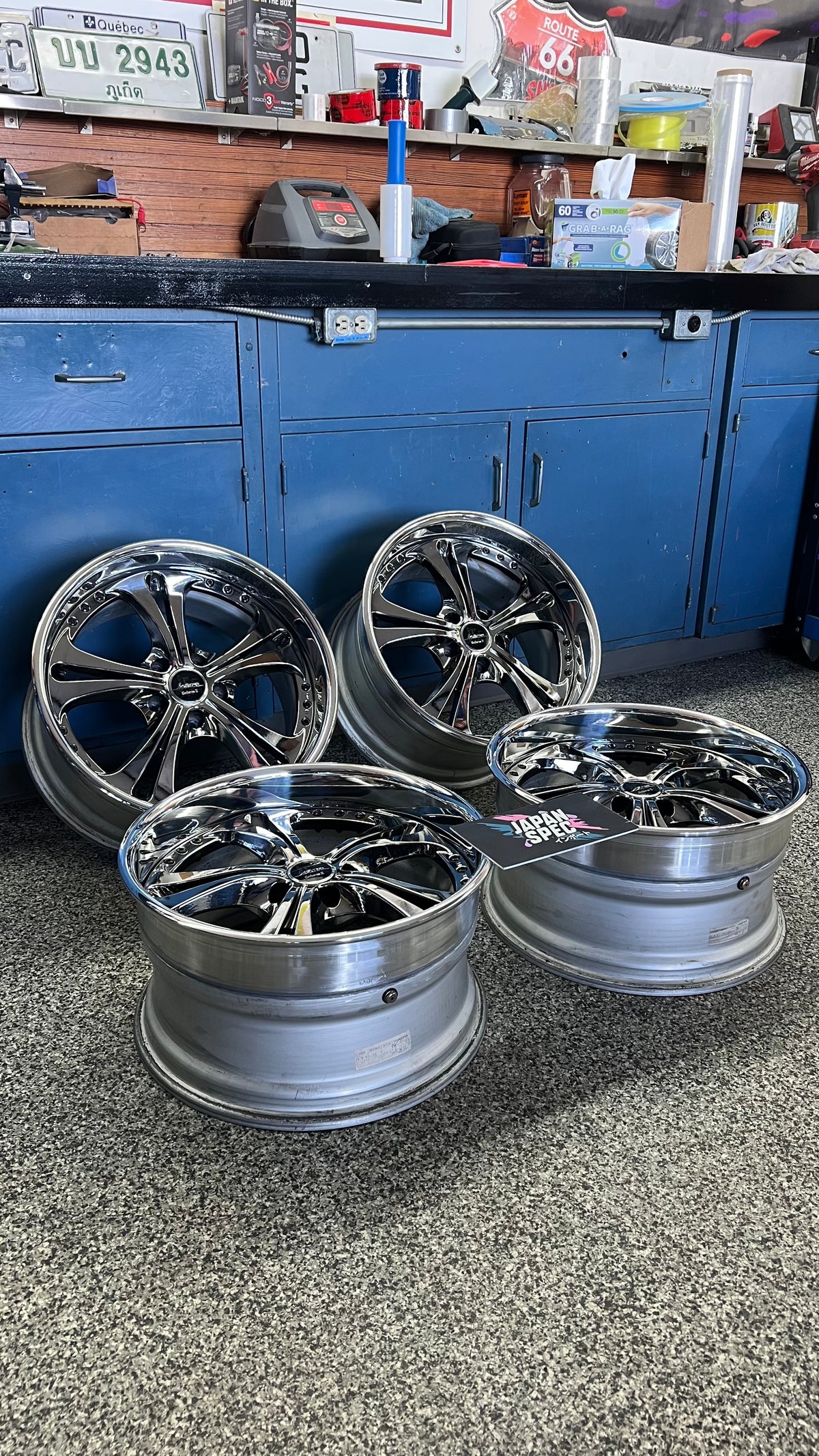 Weds Kranze Cerberus II 18''