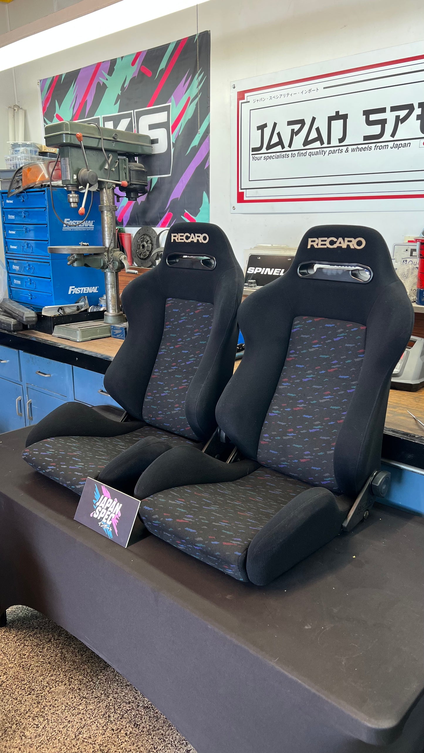 Recaro SR-3 Le Mans Confetti