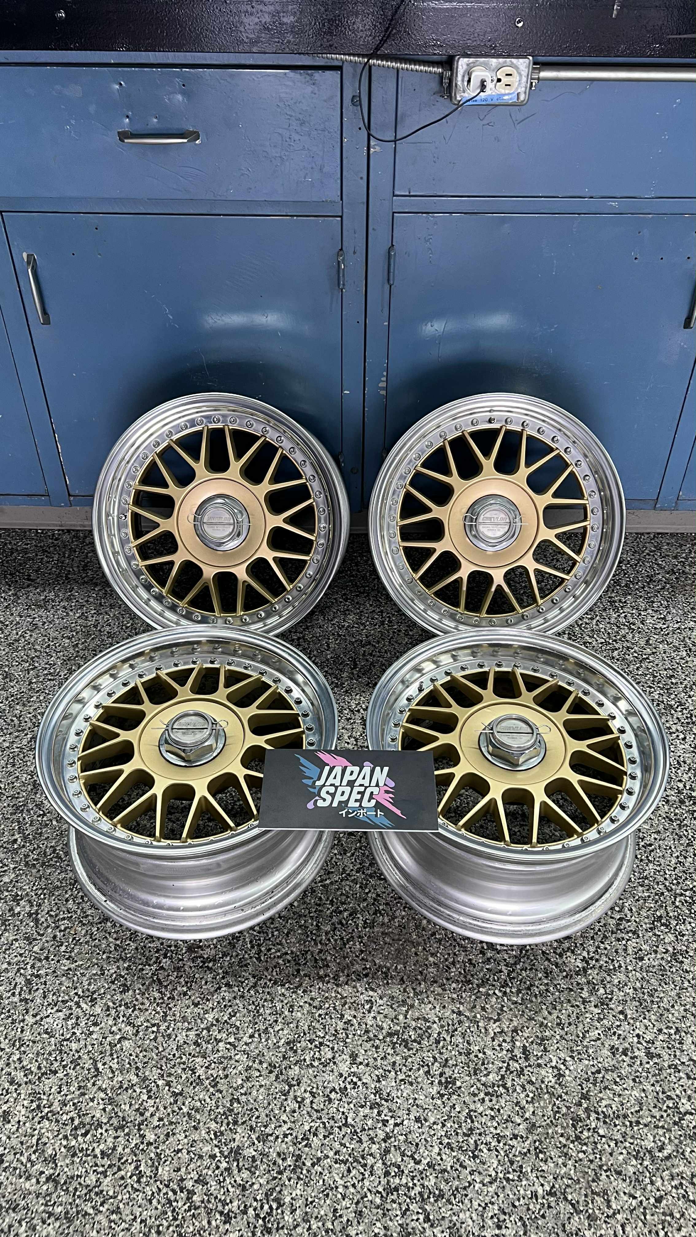 Superstar Chevlon Racing M1+ 15'' – Les Importations Japan Spec